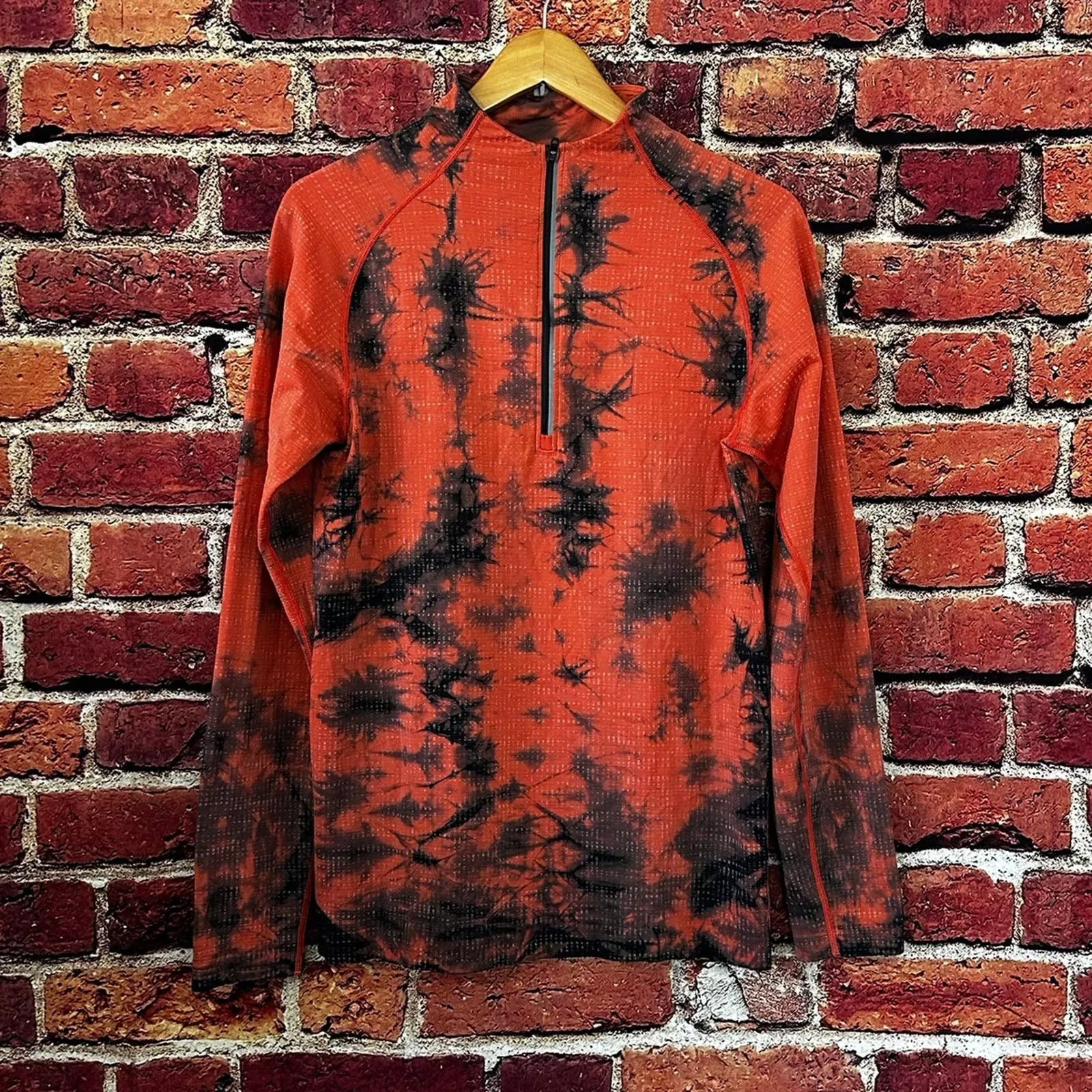 Lululemon Long Sleeve T Shirts LULULEMON Metal Vent Tech 1/2 Orange