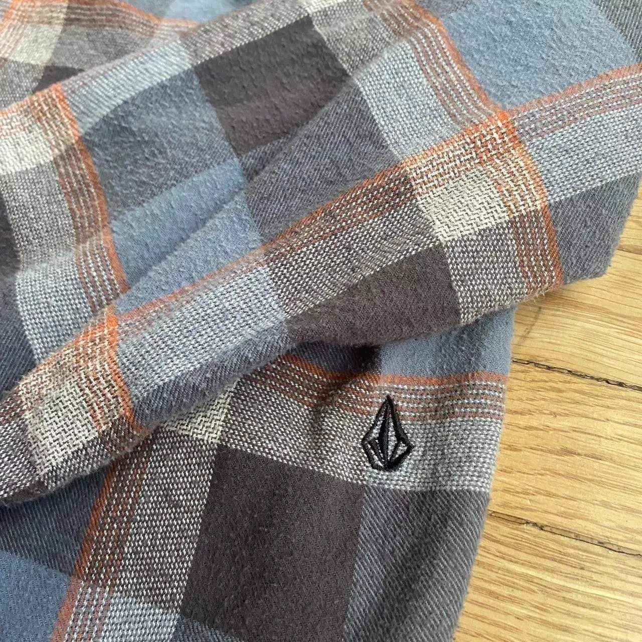 Volcom Shirts Button Ups Plaid Volcom button up Blue
