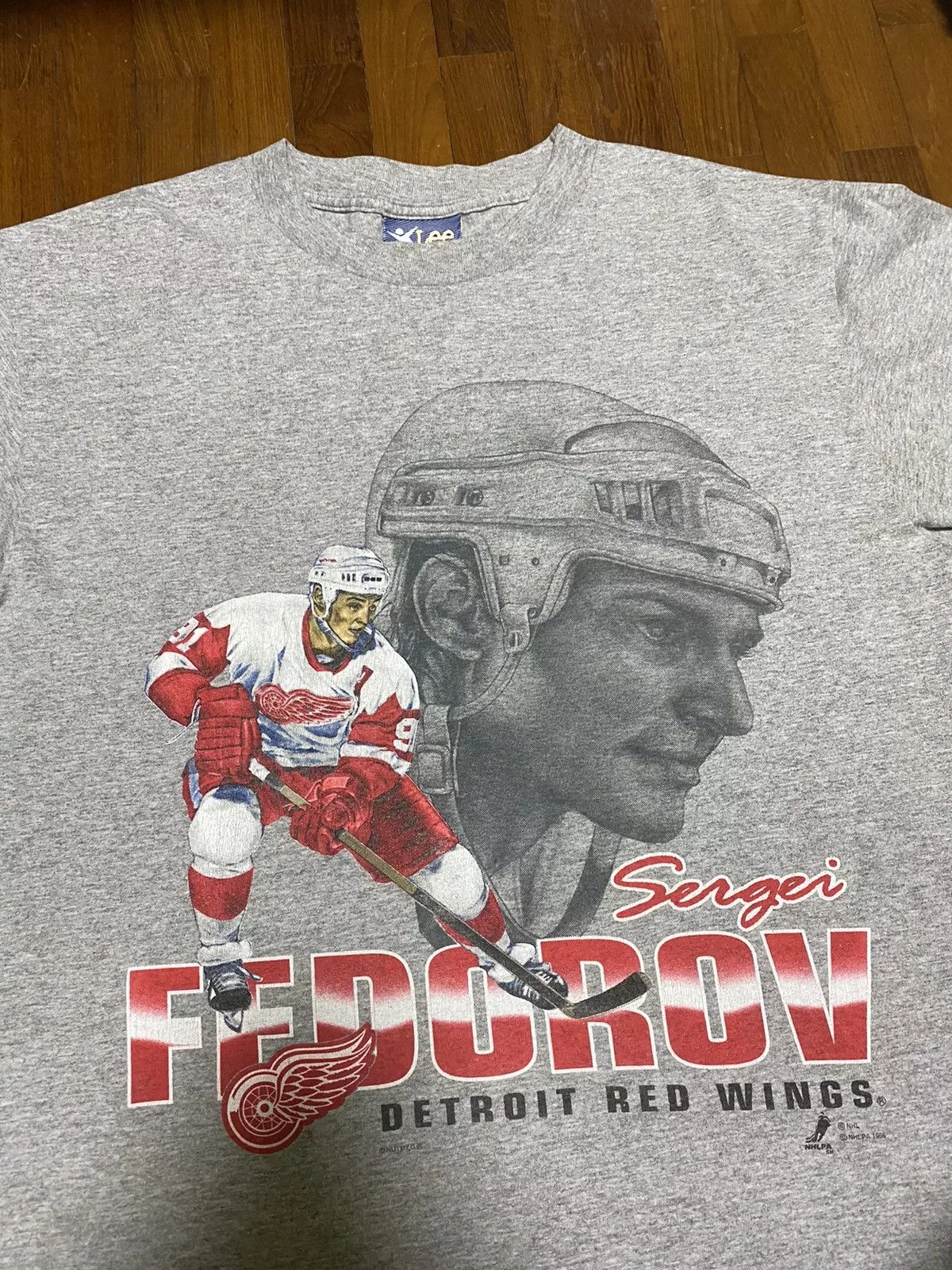 Lee Short Sleeve T Shirts Lee × NHL × Vintage Vintage 90’s Detroit Red Wings Sergei Fedorov Lee Sport Tee Gray