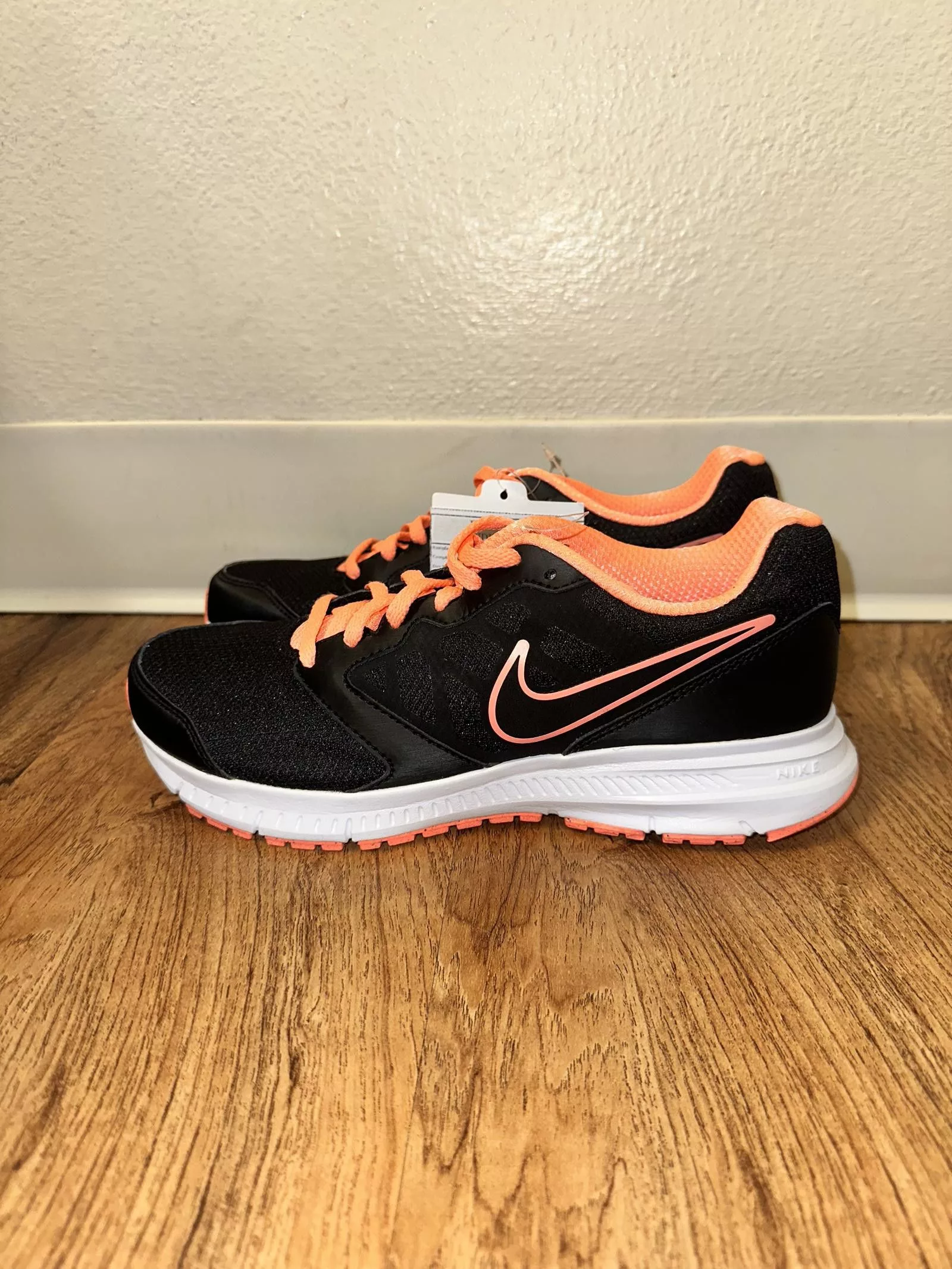 Nike Low Top Sneakers Nike Downshifter 6 MSL 'Black Atomic Pink' Sample