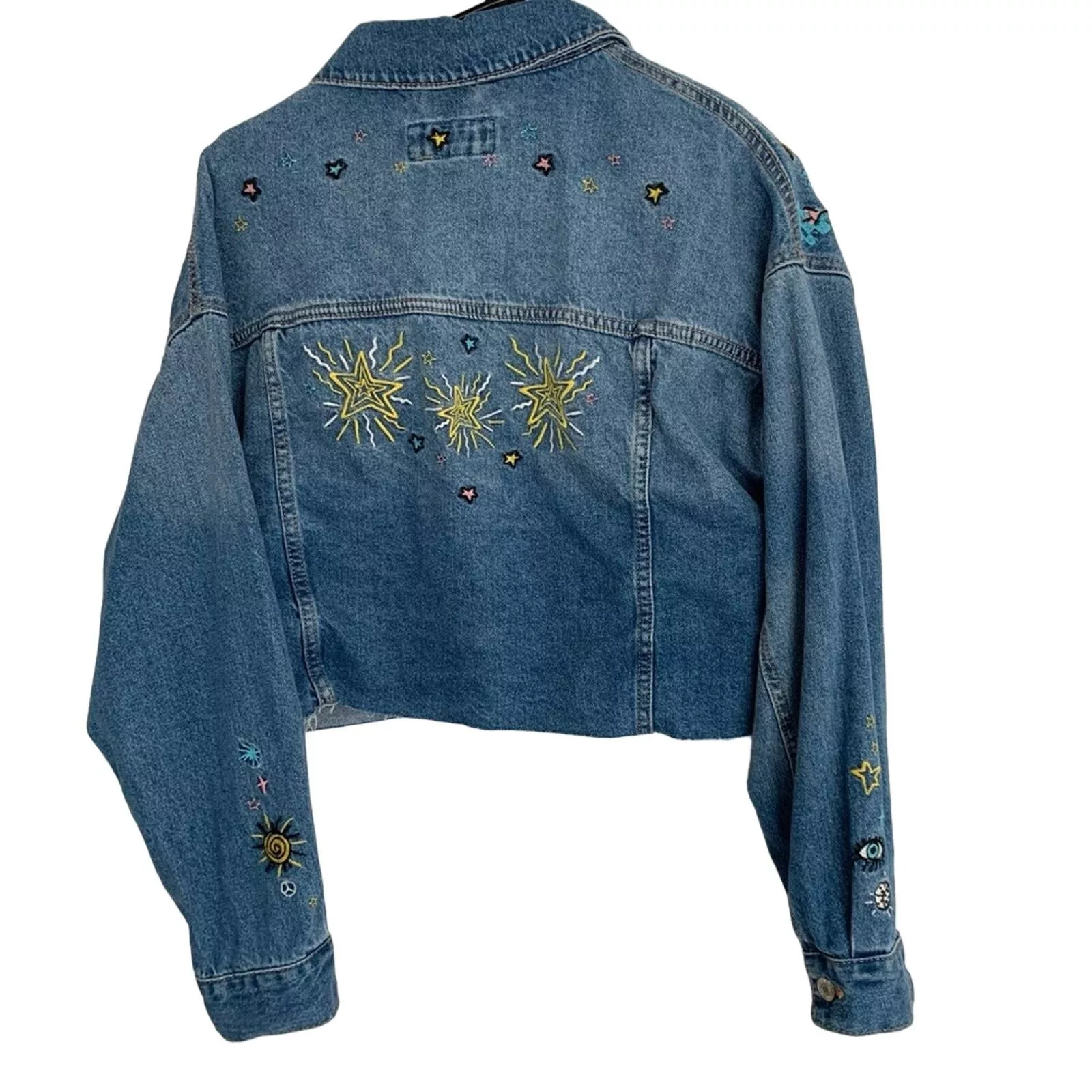 Forever 21 Jackets WOMENS JUNIORS FOREVER 21 CROP JEAN JACKET PATCHWORK NICE Blue