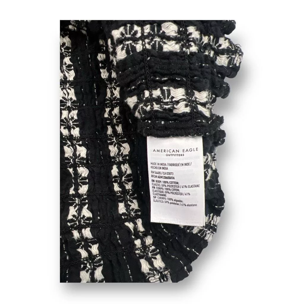 American Eagle Outfitters Blouses American Eagle Outfitters American Eagle Floral Cropped Top Size Extra Extra Large Black