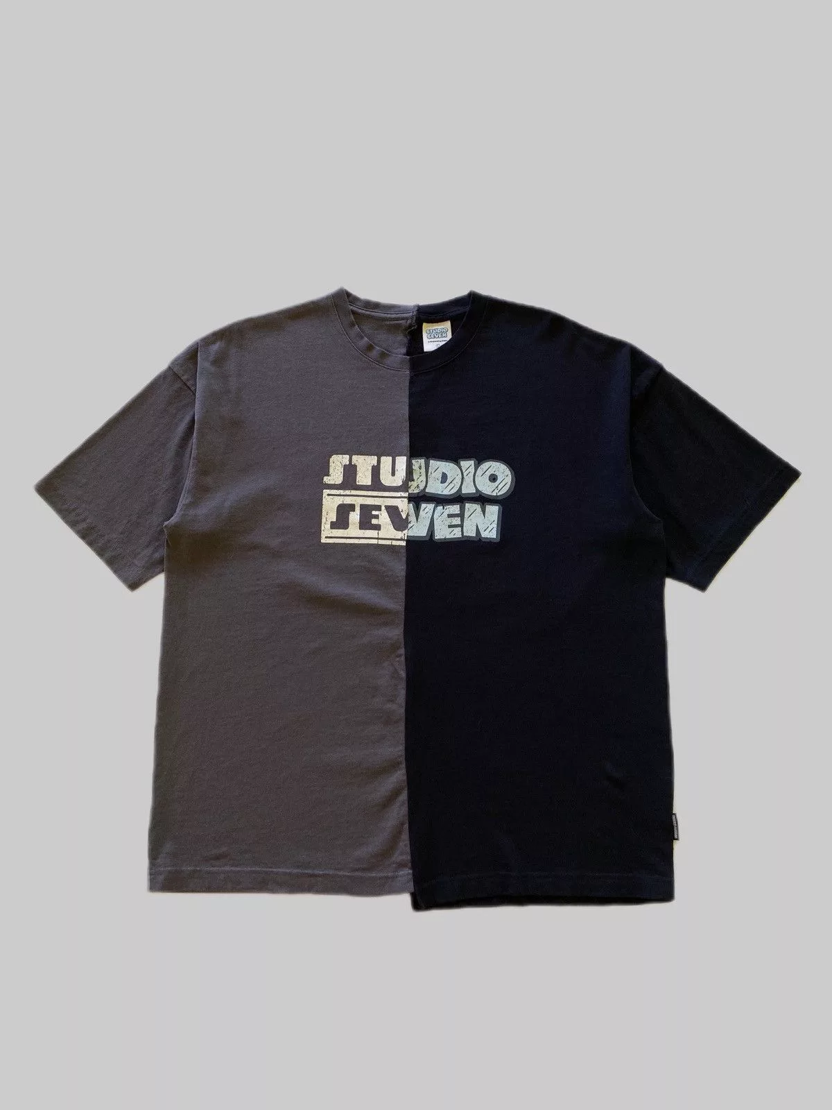 GU Short Sleeve T Shirts GU × Studio Seven Studio Se7en x GU Split Logo Shirt Multi Streetwear