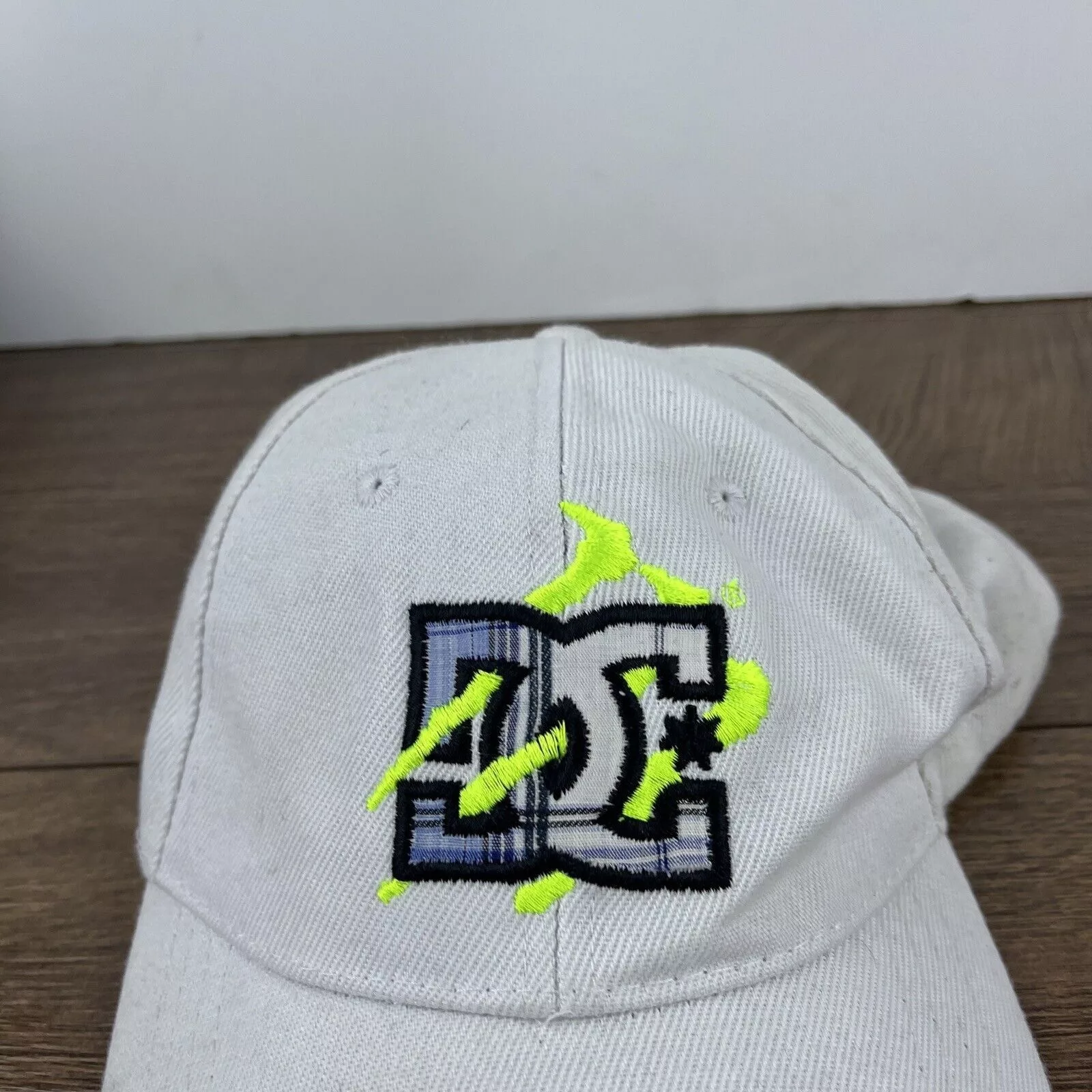 DC Comics Hats DC Hat DC Comics White Hat Adjustable Adult Size Hat White C