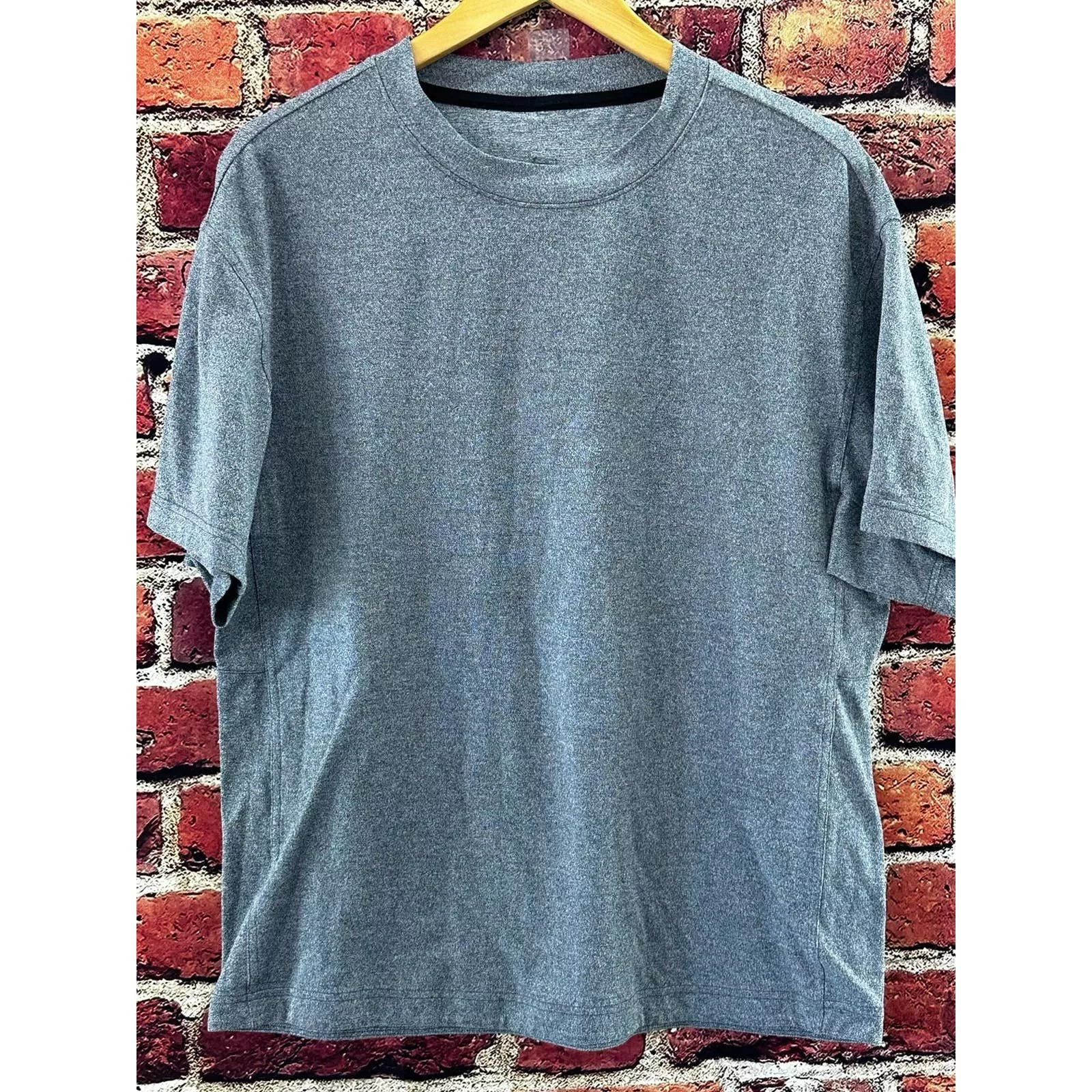 Lululemon Short Sleeve T Shirts Men’s Lululemon top Gray