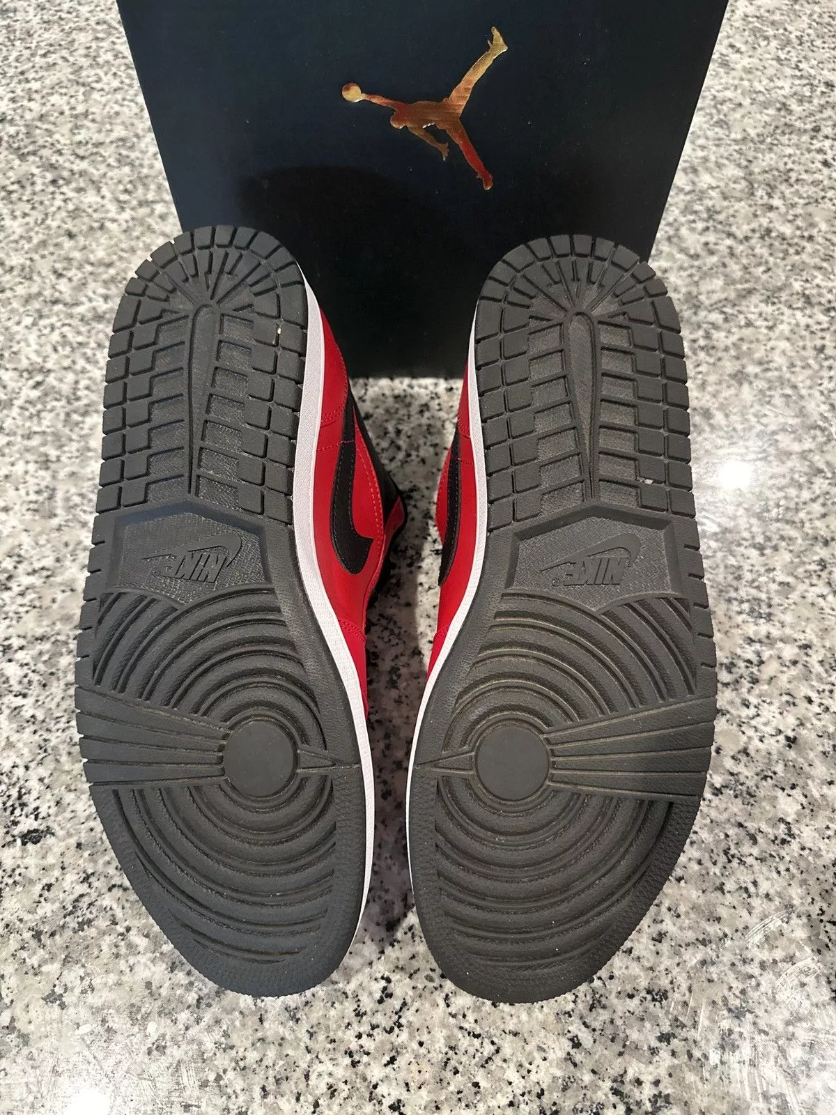 Nike Low Top Sneakers Nike Air Jordan 1 Low Red