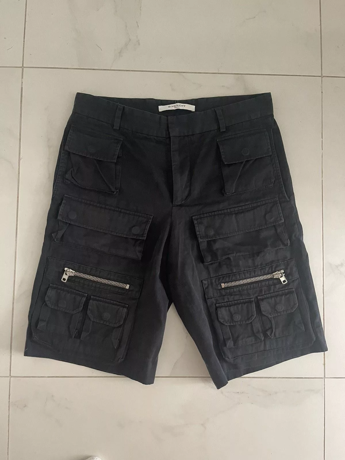 Givenchy Shorts Givenchy - Riccardo Tisci - SS 15 - Cargo Shorts Black