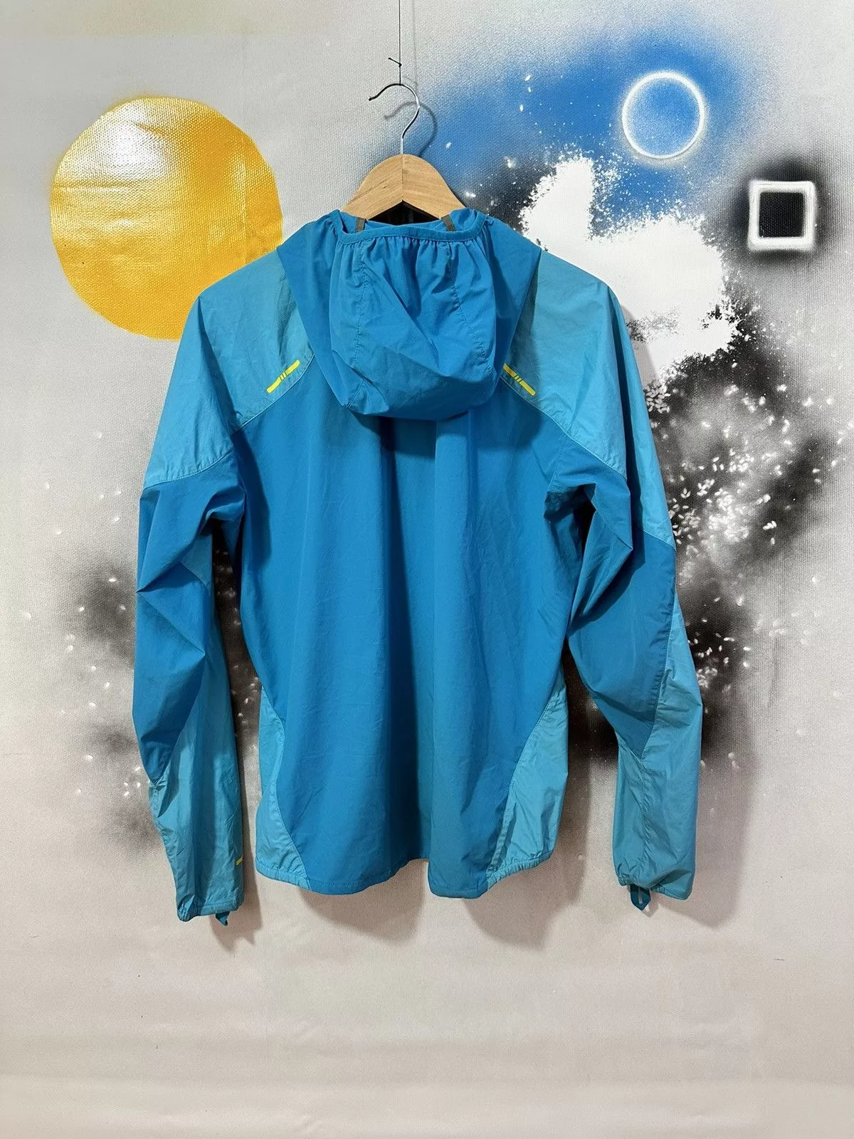 Berghaus Light Jackets Berghaus windstopper jacket Multi Gorpcore
