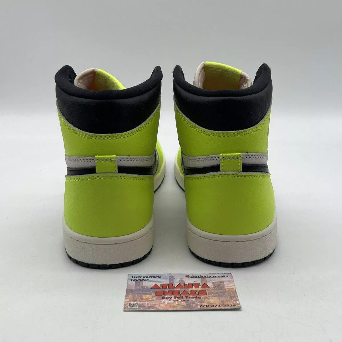 Nike Hi Top Sneakers Nike Air Jordan 1 High Visionaire White