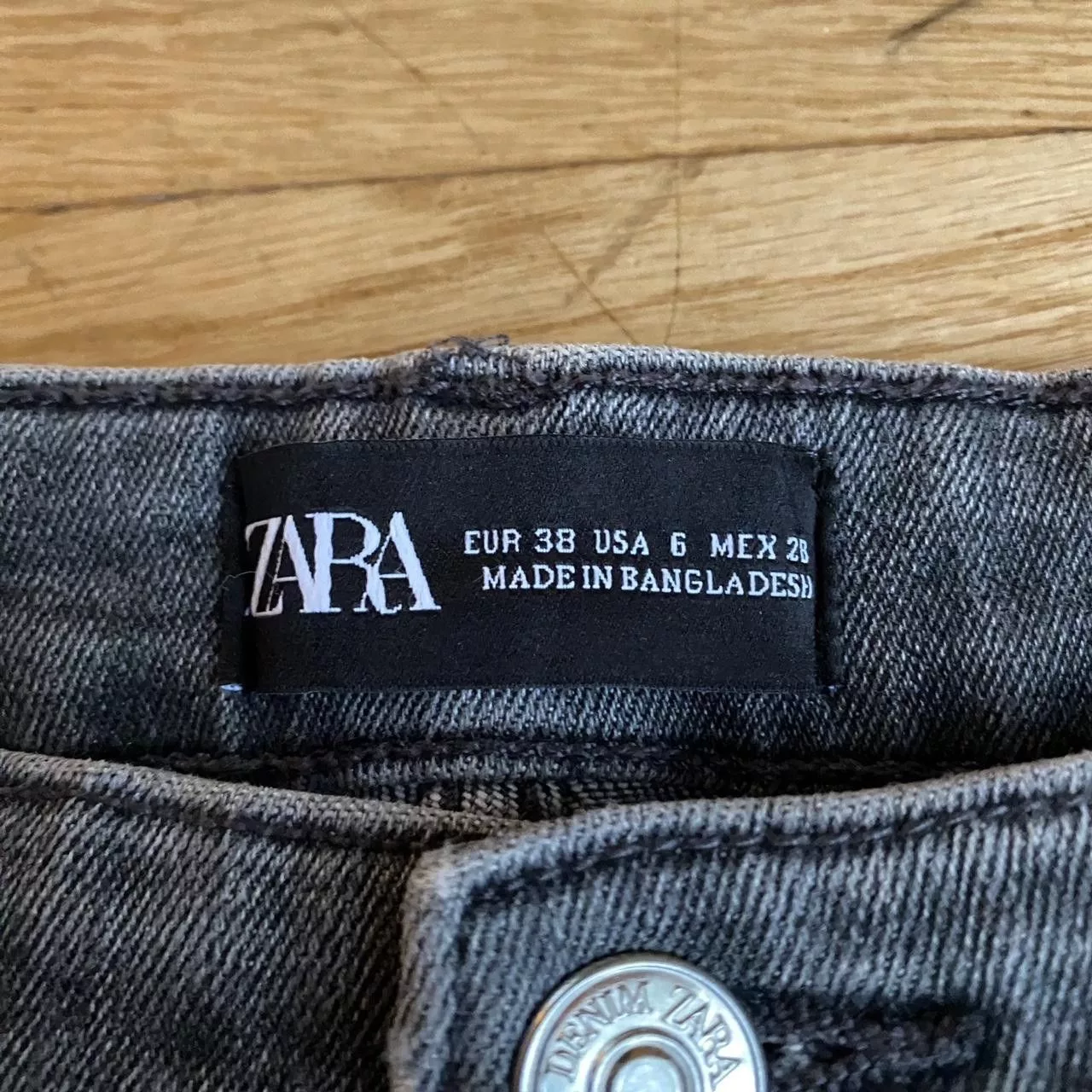 Zara Jeans Gray