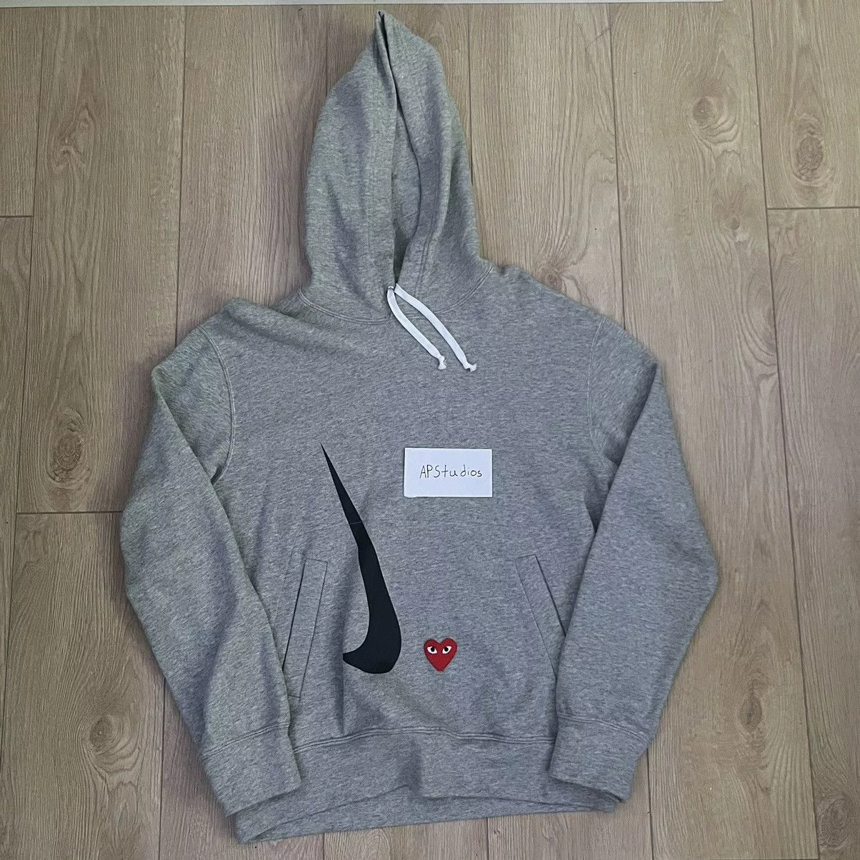 Comme des Garcons Sweatshirts Hoodies Comme des Garcons × Nike Nike x Comme des Garçons PLAY Hoodie Gray