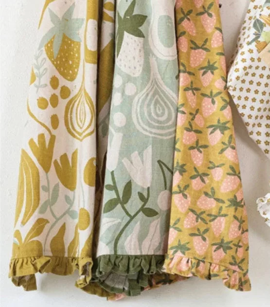 Tea Towel w/ Ruffle & Loop, asst