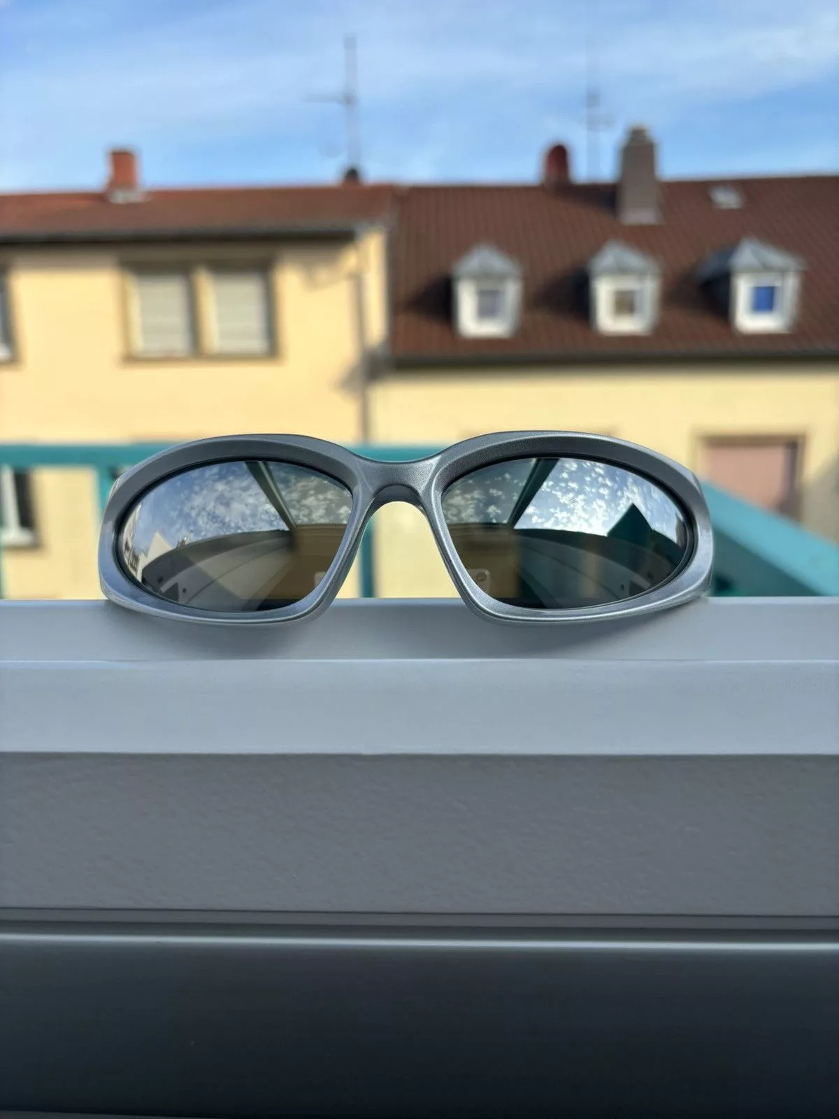 Balenciaga Sunglasses Balenciaga Reflective Mirror Swift Oval Glasses BB 0157S 004 Silver