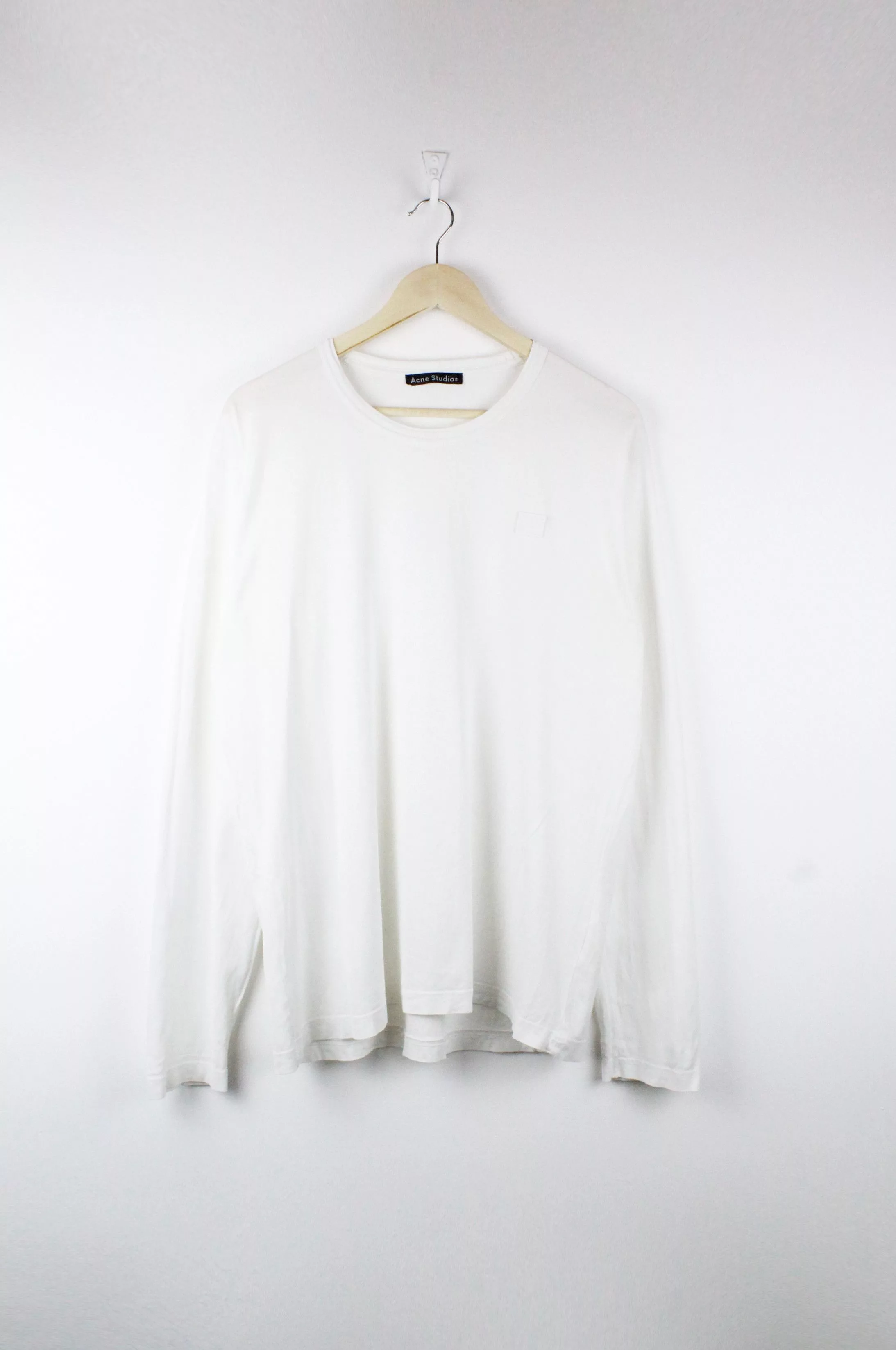 Acne Studios Long Sleeve T Shirts Acne Studios White Nash Face Logo Long Sleeve Crew T-shirt