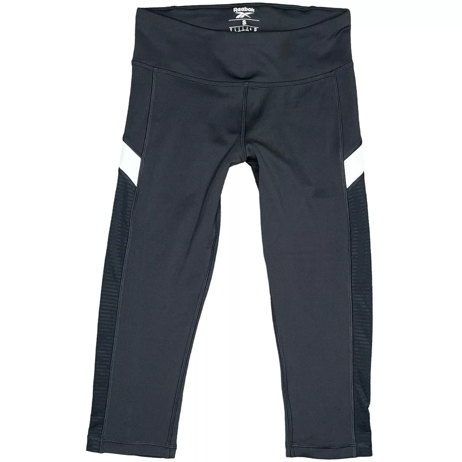 Reebok Leggings NWOT Reebok SpeedWick Cropped Leggings Black