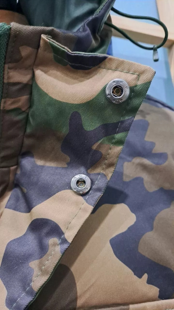Guess Light Jackets ORIGINAL Guess Puffer Camo Jacket Multi