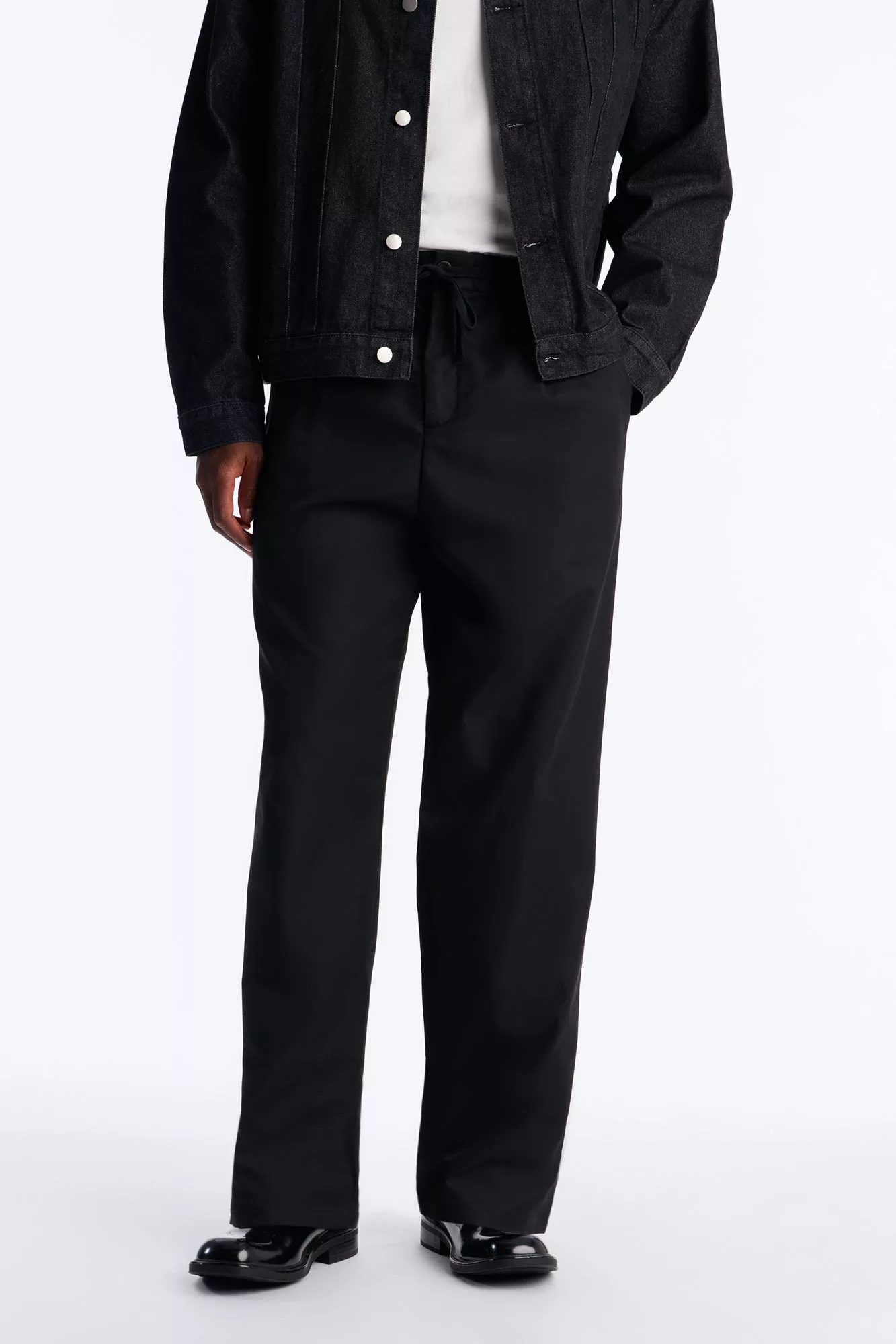 Nelson Pleated Hybrid Relaxed Pant - Black