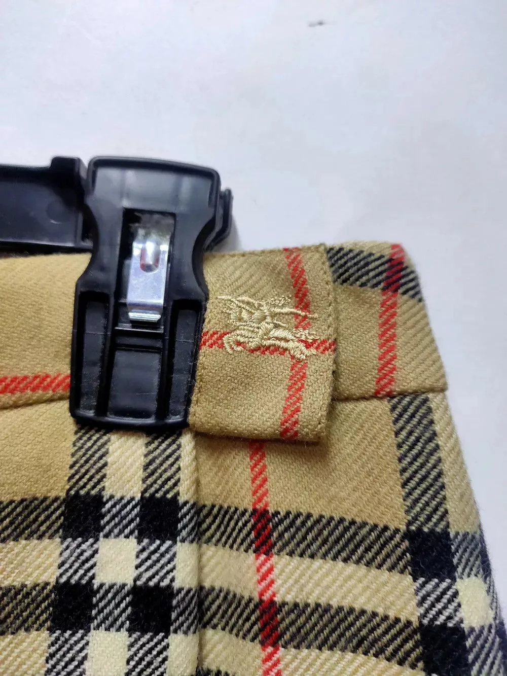 Burberry Prorsum Midi Skirts Burberry Prorsum Vintage burberrys London new wool skirt Multi