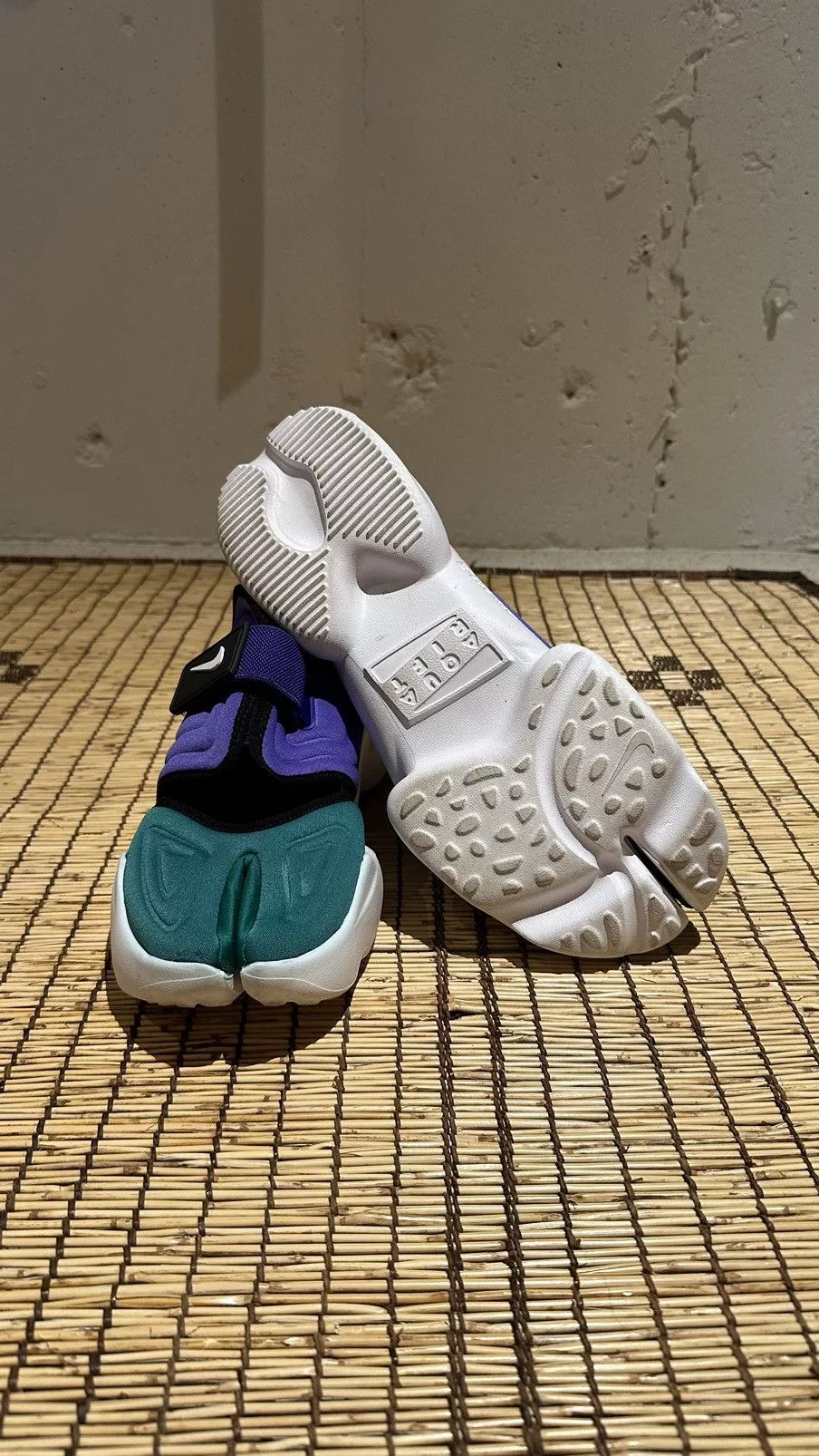 Nike Low Top Sneakers Nike Aqua Rift « Multicolor » Black