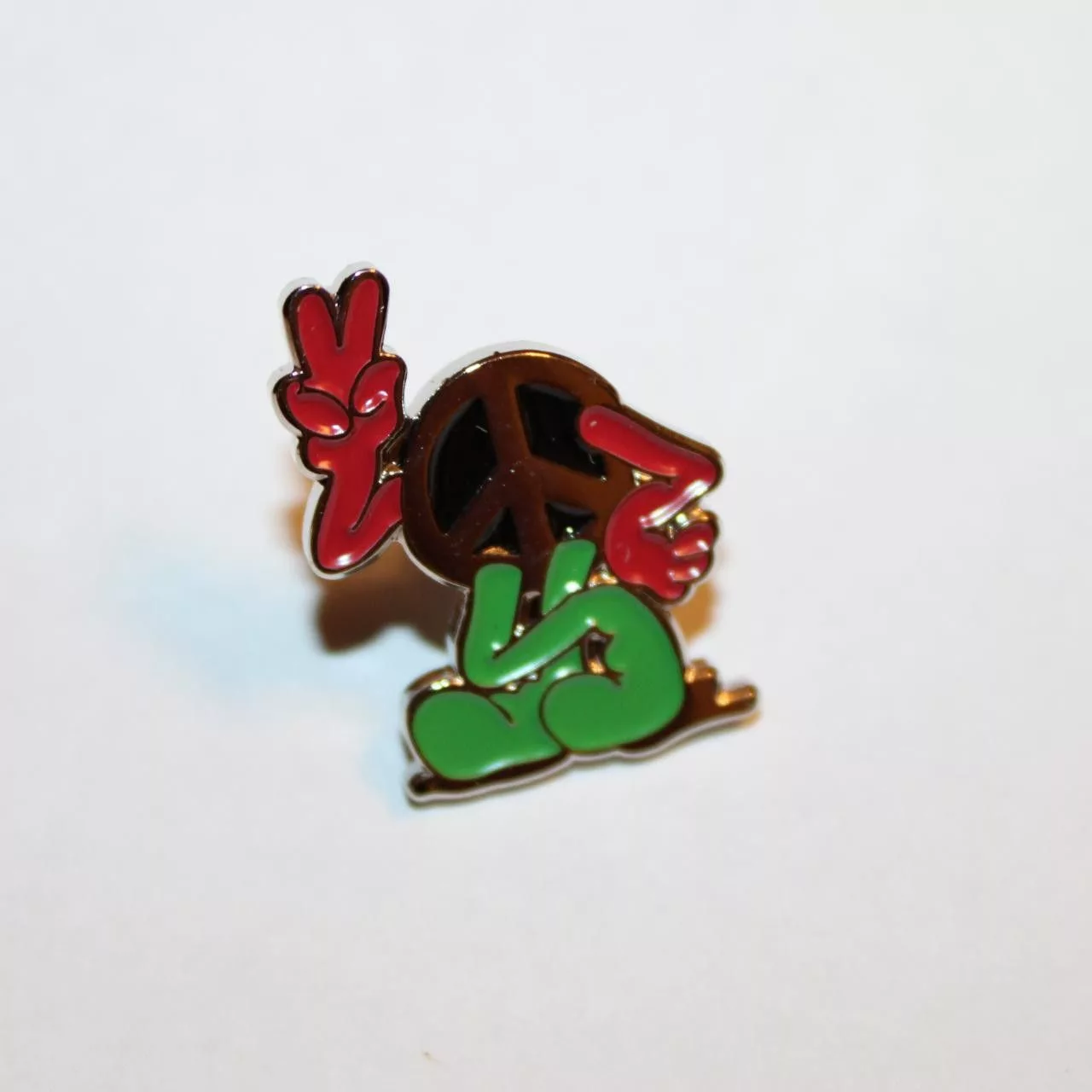 Supreme Supreme Supreme Peace Pin - Silver
