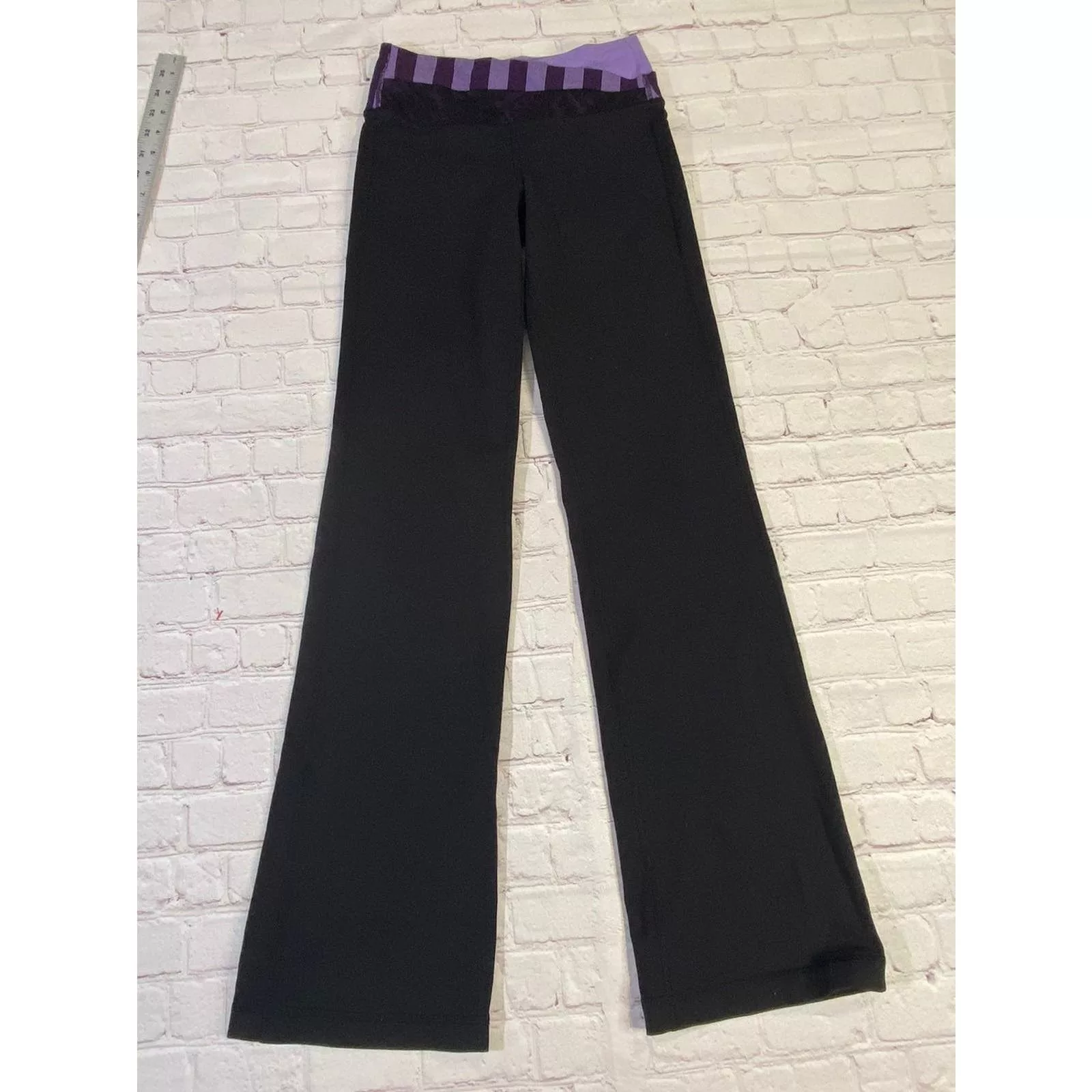 Lululemon Leggings Lululemon pants Black