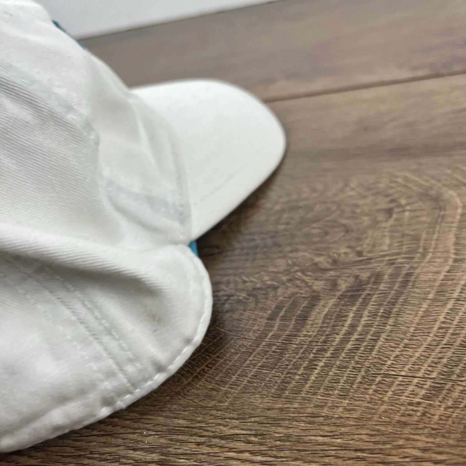 American Eagle Outfitters Hats American Eagle Outfitters American Eagle Hat Eagle Hat White Hat Adjustable Adult Fit