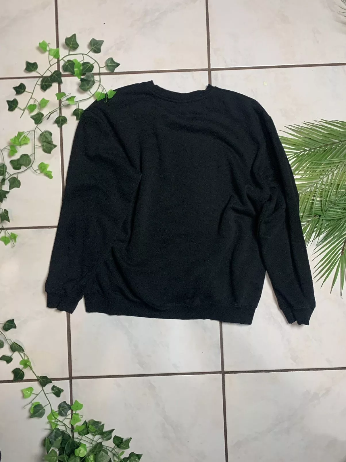 H&M Sweatshirts Hoodies H&M Black Graphic Sweatershirt