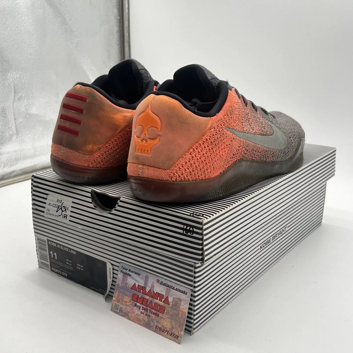 Nike Low Top Sneakers Nike Kobe 11 low Easter Gray