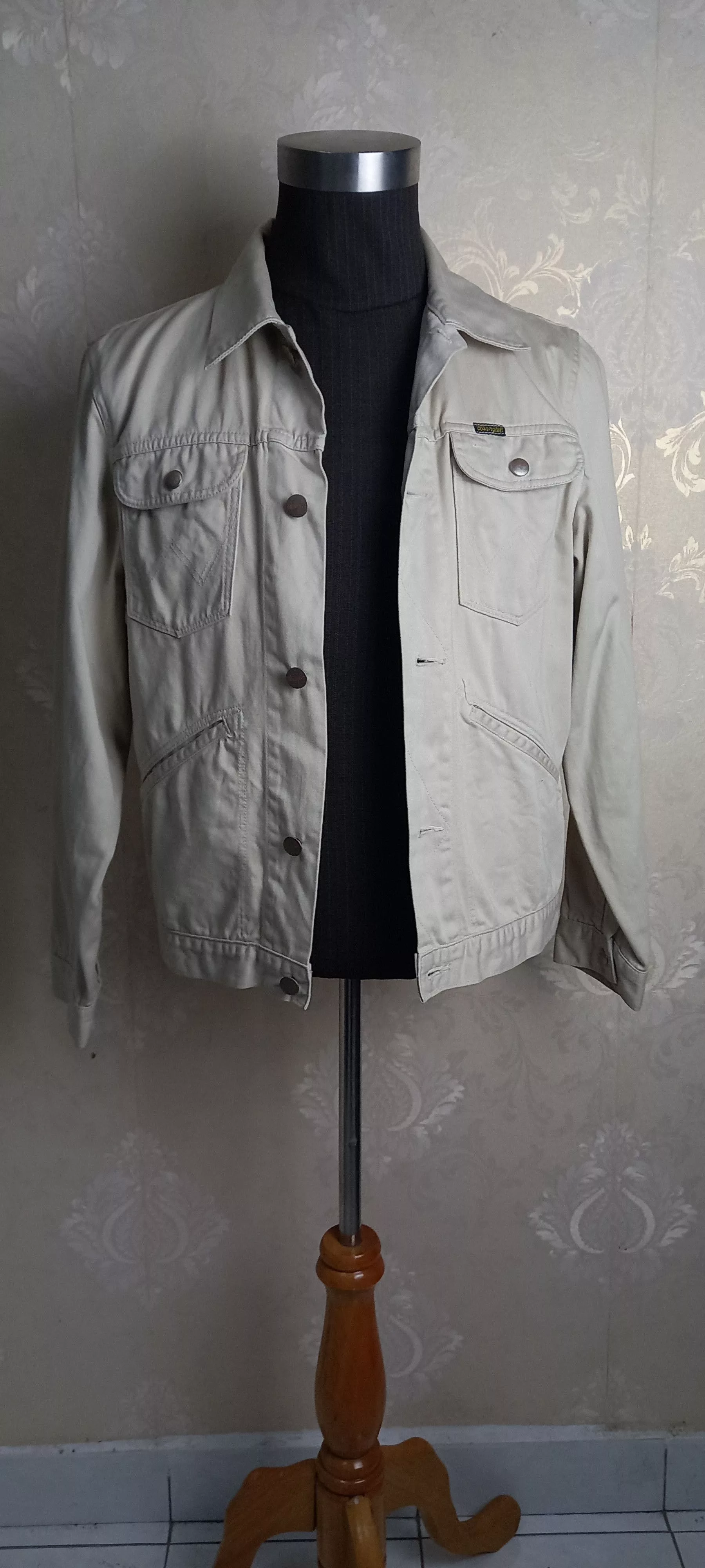 Wrangler Denim Jackets Wrangler Denim Jacket Beige