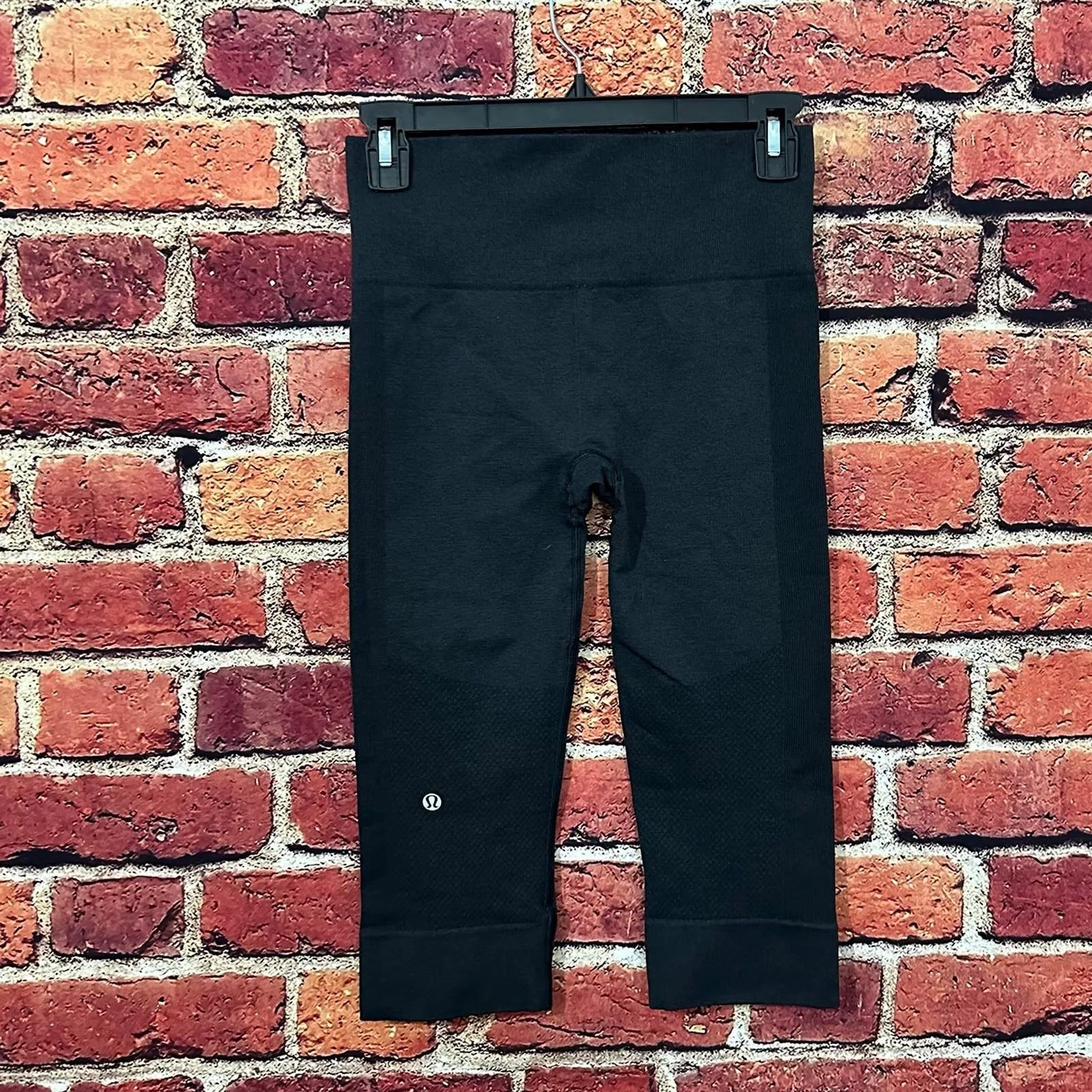 Lululemon Leggings Lululemon seamless Leggings size 4 Black