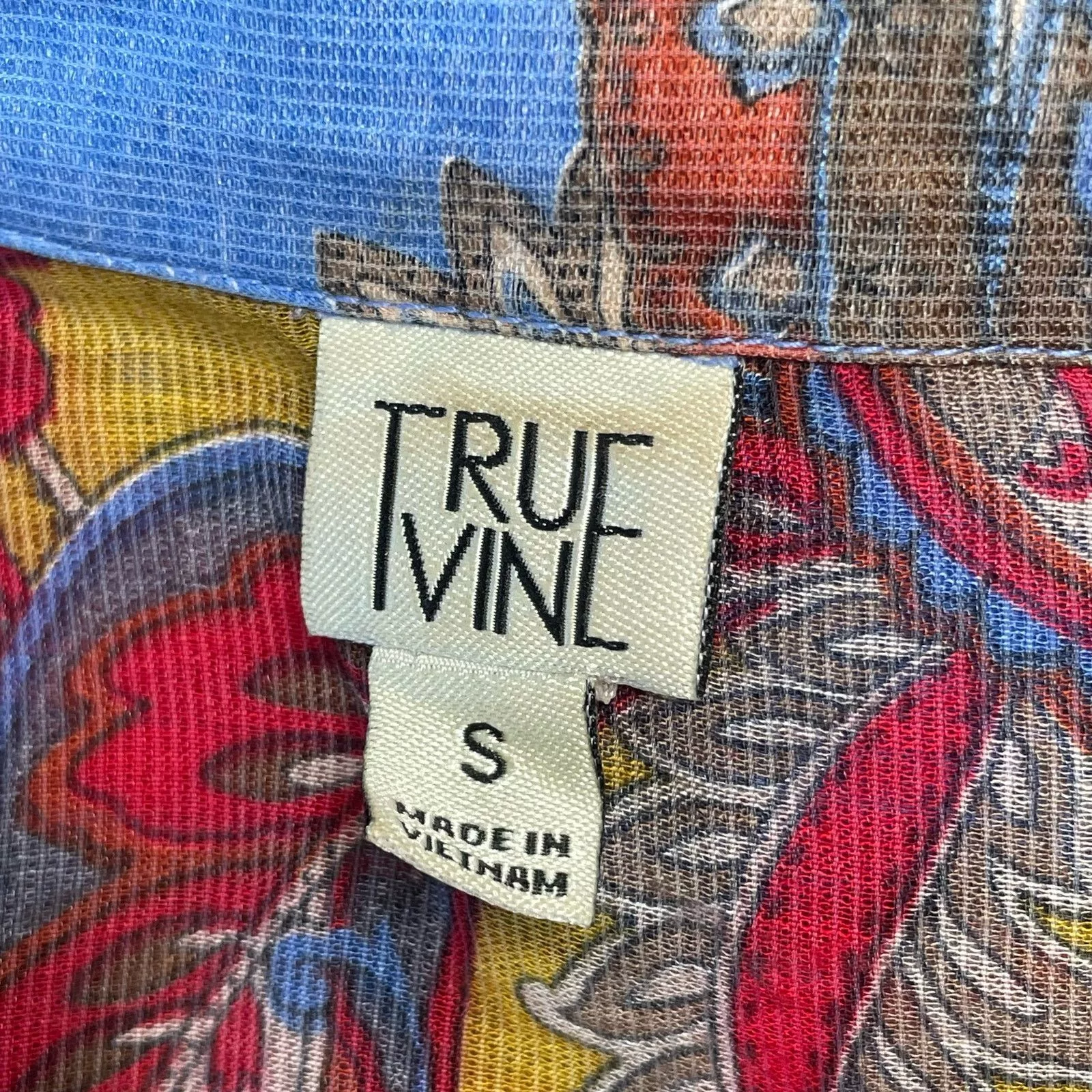 Other Blouses Other NWOT True Irvine Paisley Button Down Red