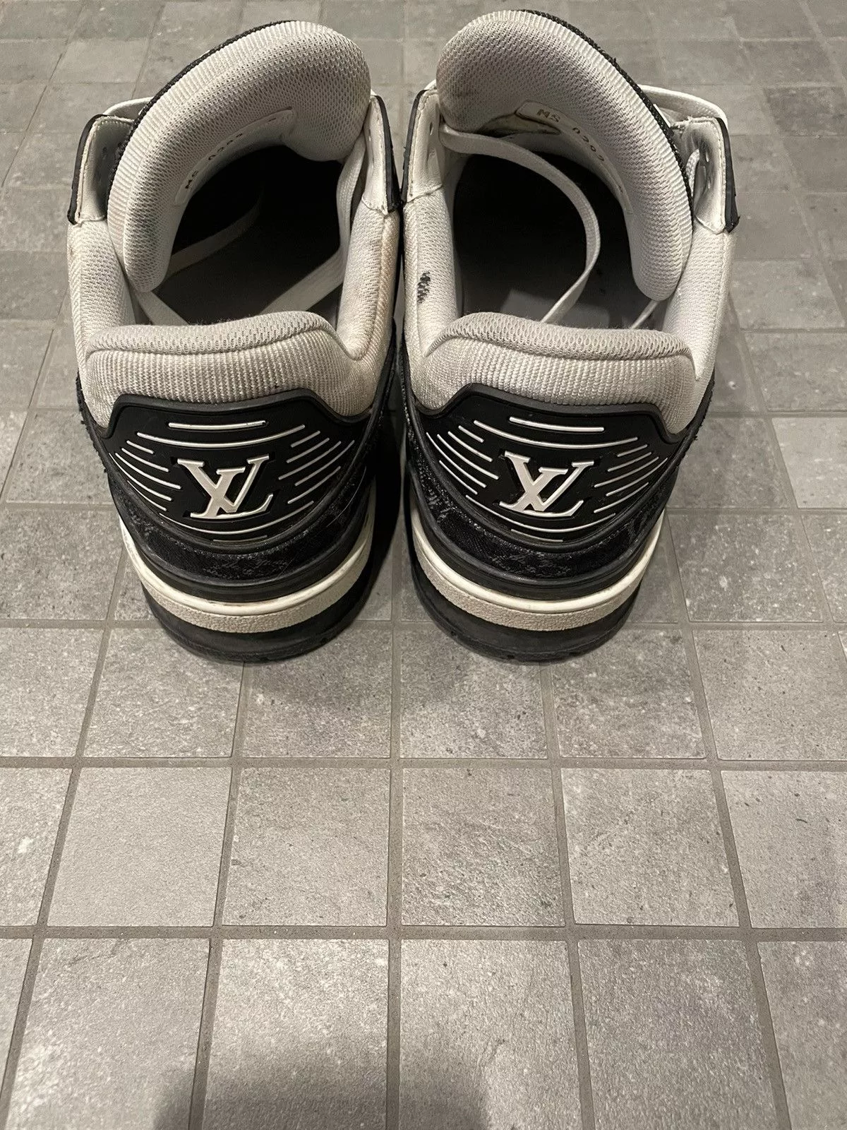 Louis Vuitton Low Top Sneakers Louis Vuitton Sneakers White