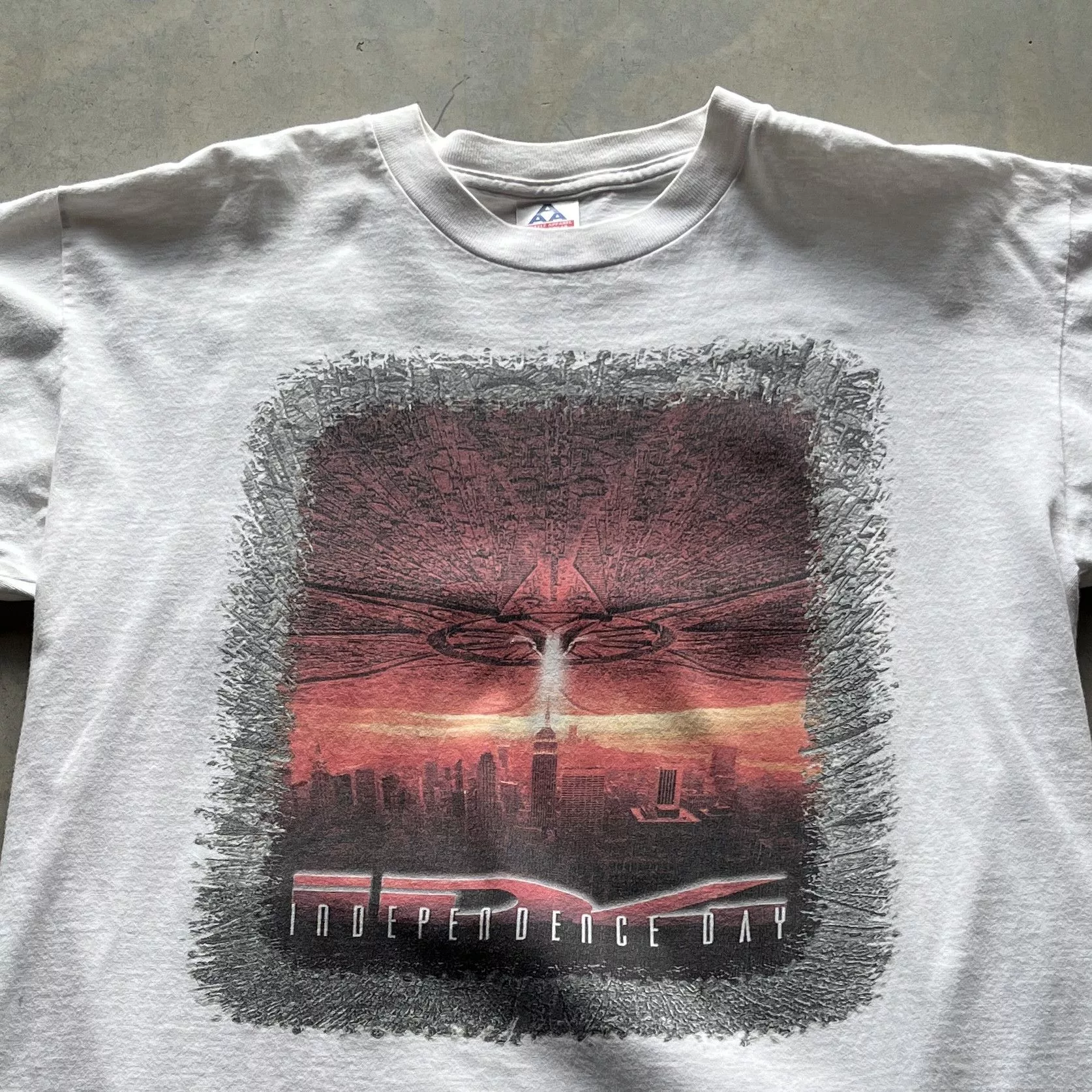 Vintage Short Sleeve T Shirts Vintage Independence Day Movie Promo Tee White