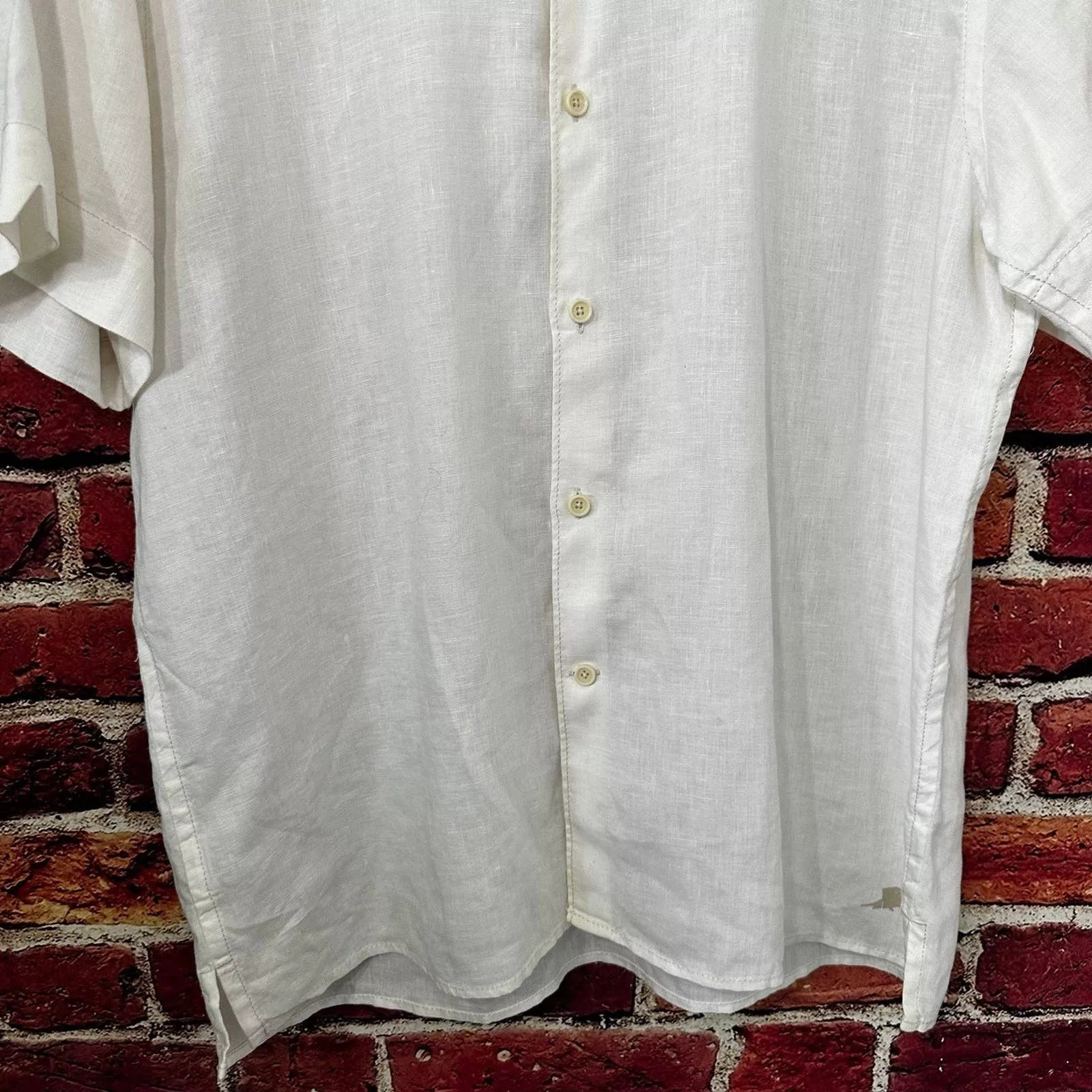 Tommy Bahama Shirts Button Ups Tommy Bahama relax button-down short Short Sleeve 100% linen Beige