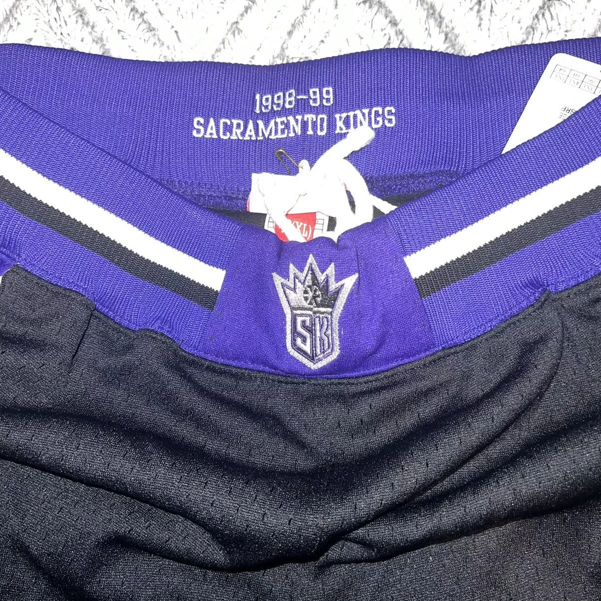 Mitchell & Ness Shorts Mitchell & Ness × NBA × Vintage NEW AUTHENTIC Mitchell & Ness x NBA Shorts Sacramento Kings Black
