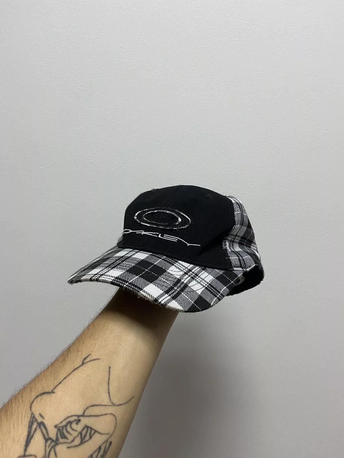 Oakley Hats Oakley × Vintage Oakley Cap Check Vintage Big Logo Skate Y2K Black Streetwear