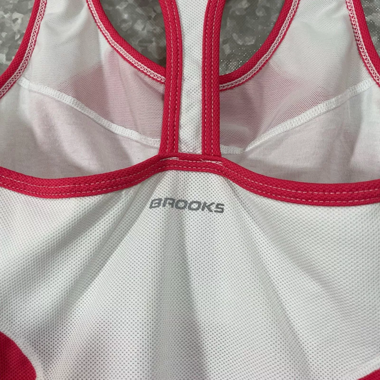 Brooks Tank Tops Brooks Pink & White Racerback Running Tank Top - Size Medium