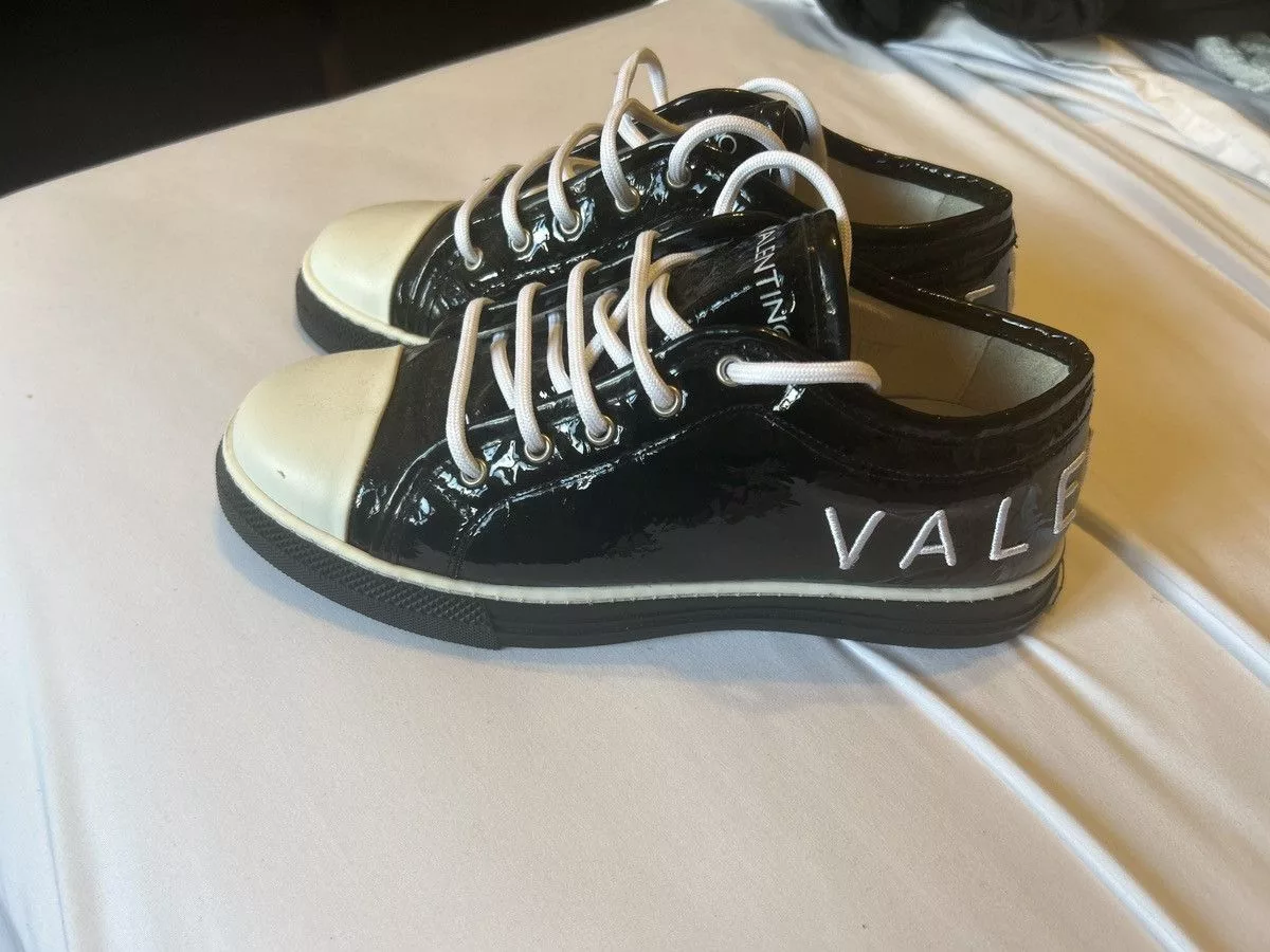Valentino Hi Top Sneakers Valentino sneaker Black