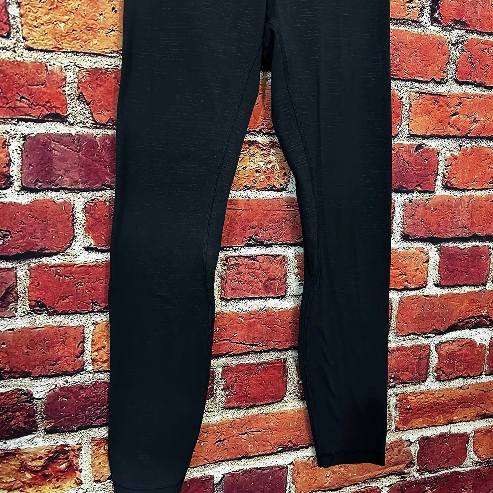 lululemon leggings size 4 Black