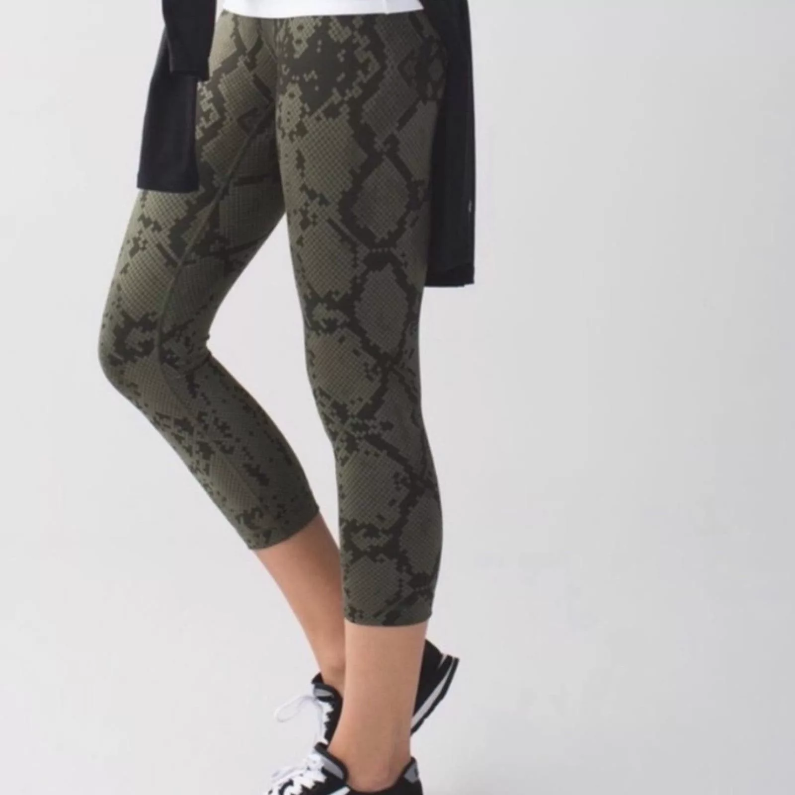 Lululemon leggings size 6 Green