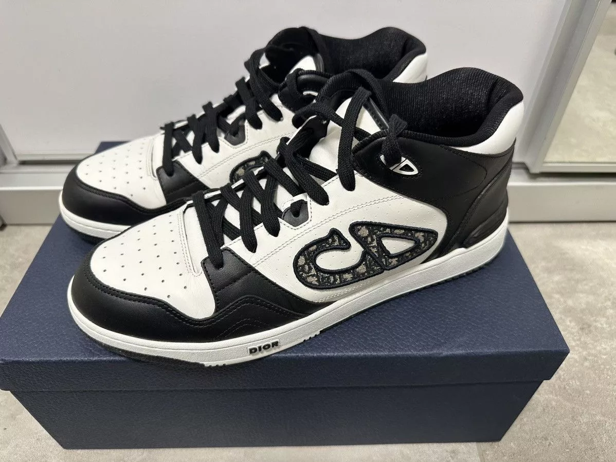 Dior Low Top Sneakers Dior B57 Mid-Top Sneaker - 11.5 US Black