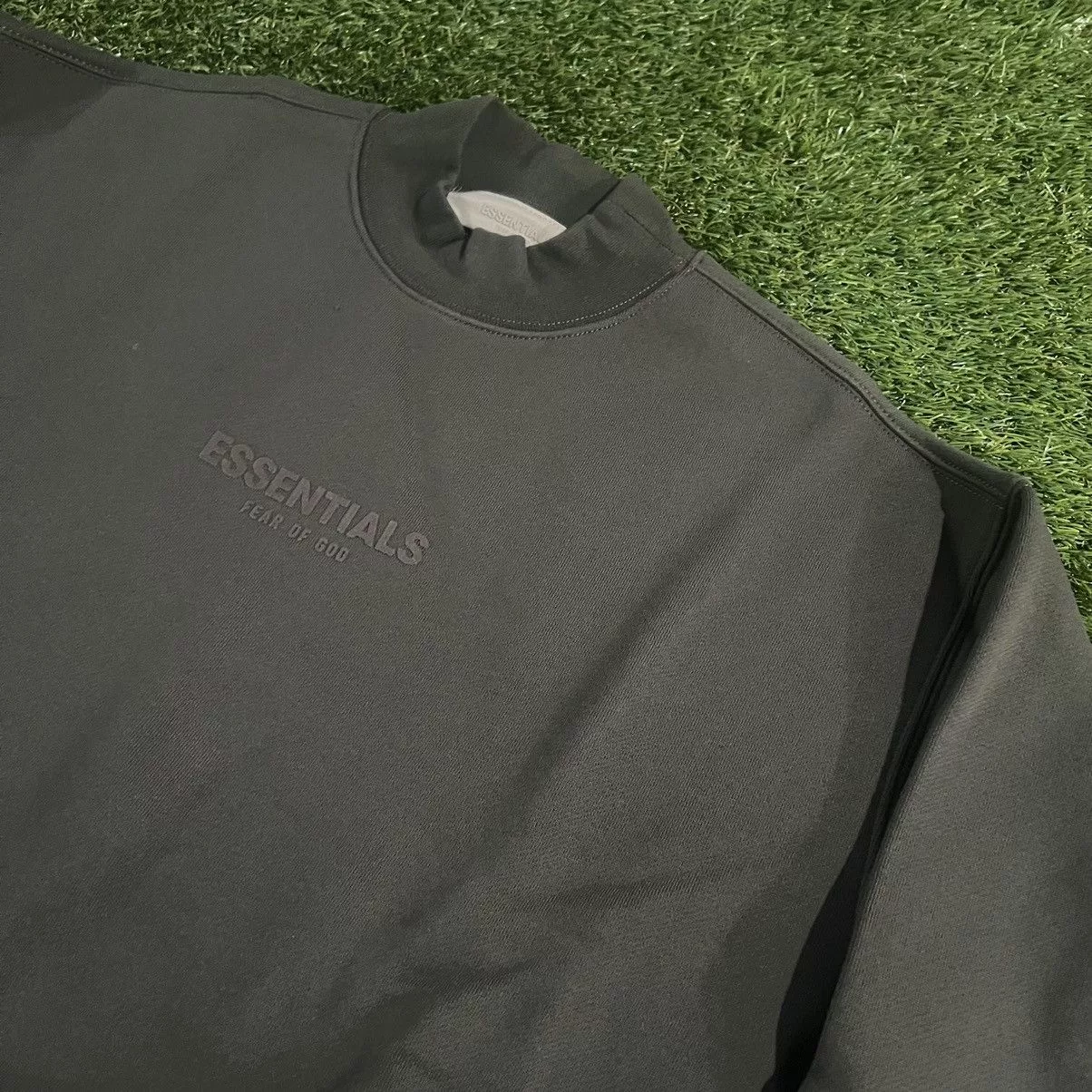 Essentials Long Sleeve T Shirts Essentials × Fear of God Fear Of God Essentials Off Black CrewNeck Size XXS Gray