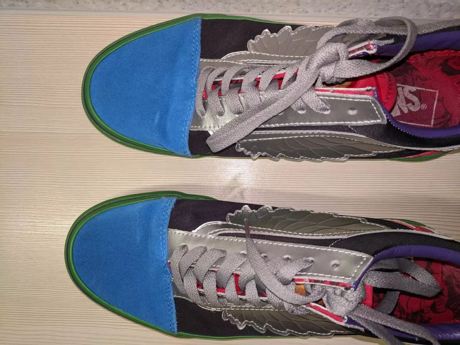 Marvel Comics Low Top Sneakers Marvel Comics × Vans Vans x Marvel Old Skool sneakers US 8 Multi