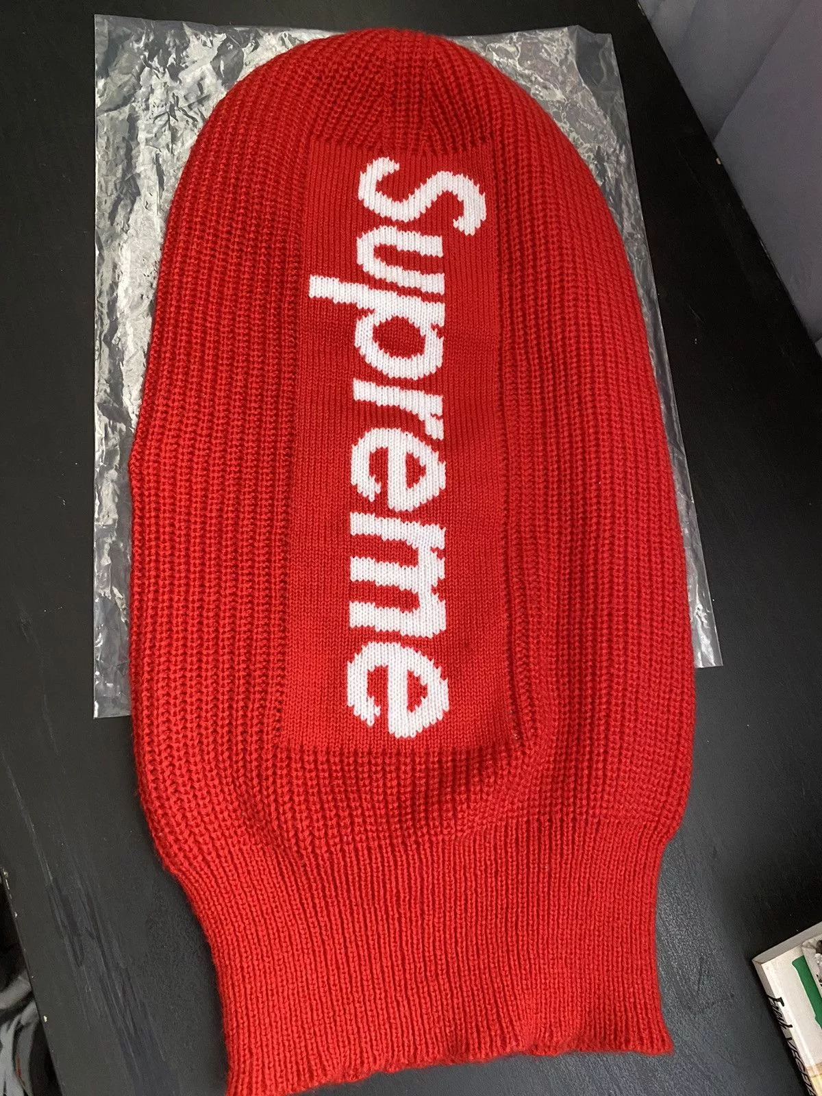 Supreme Supreme Supreme New Era Balaclava RED