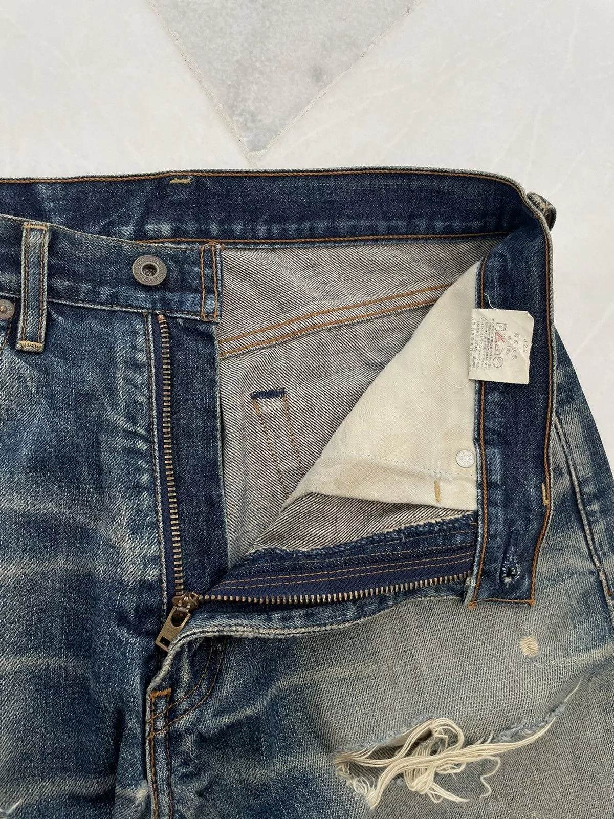 Levi's Denim Levi's × Vintage VINTAGE 90s LEVIS THRASHED & DISTRESSED JEANS Blue Streetwear