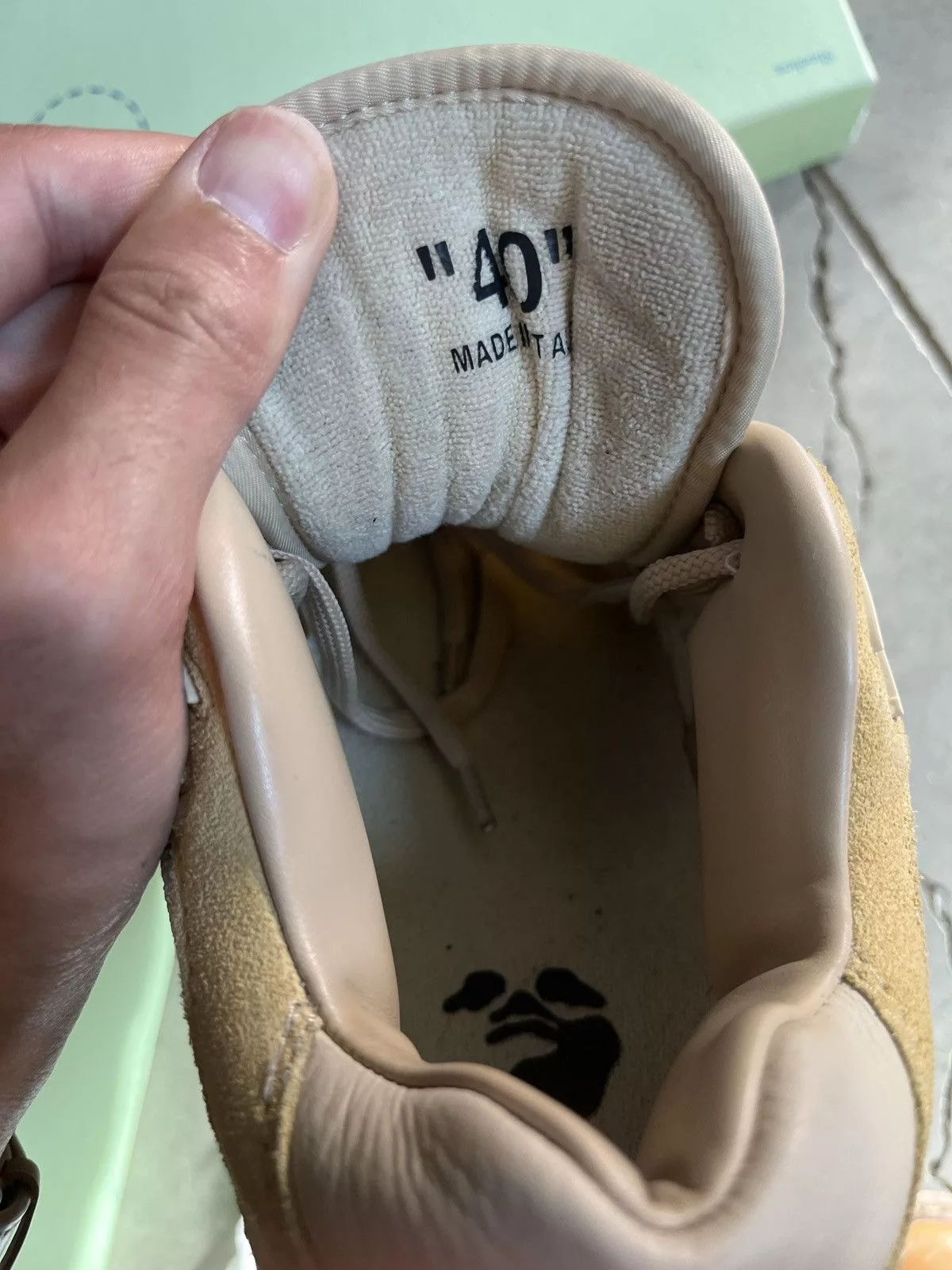 Off-White Low Top Sneakers Off-White Mountain Cleat ‘Beige’