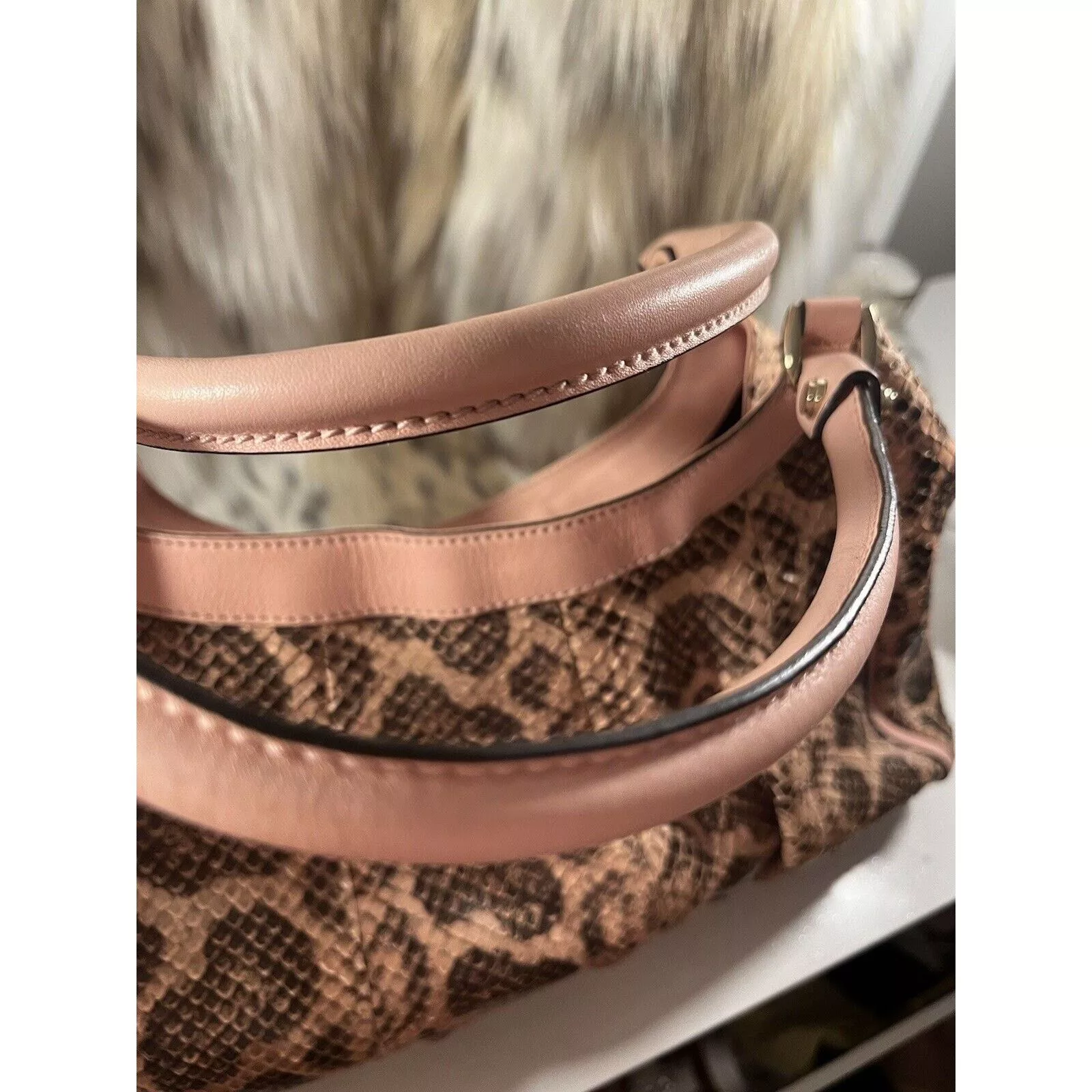 Gucci Shoulder Bags RARE Gucci PYTHON Handbag LARGE, Tan/pink.