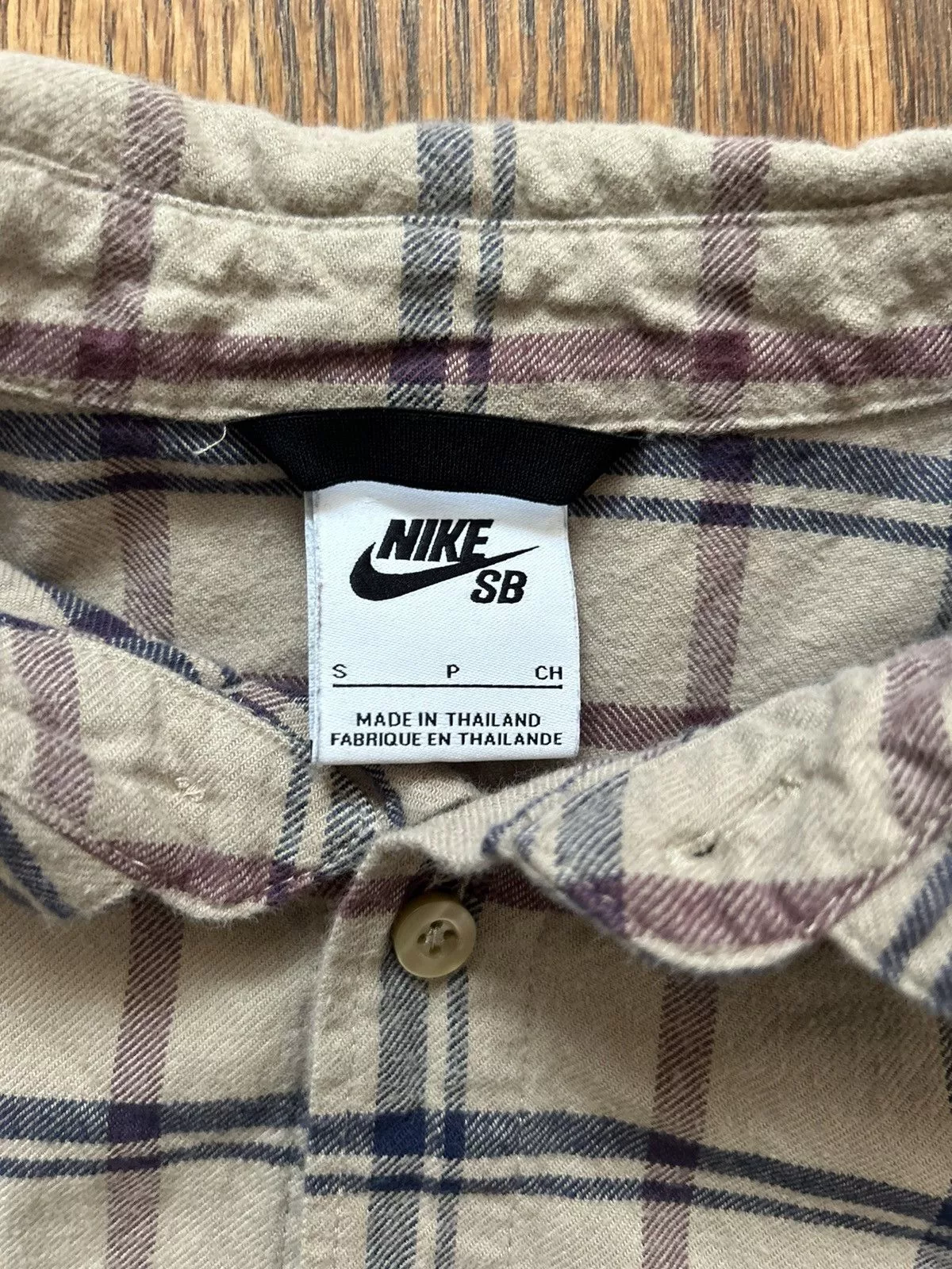 Nike Shirts Button Ups Nike sb skate flannel Multi