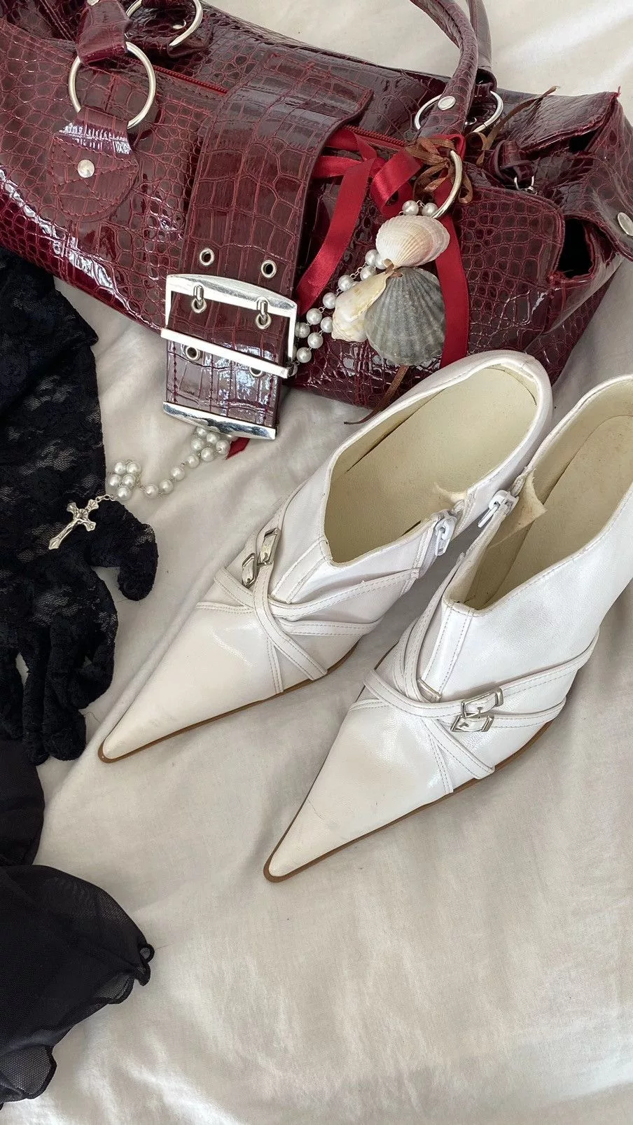 Vintage Platforms Vintage white pointy toe boots