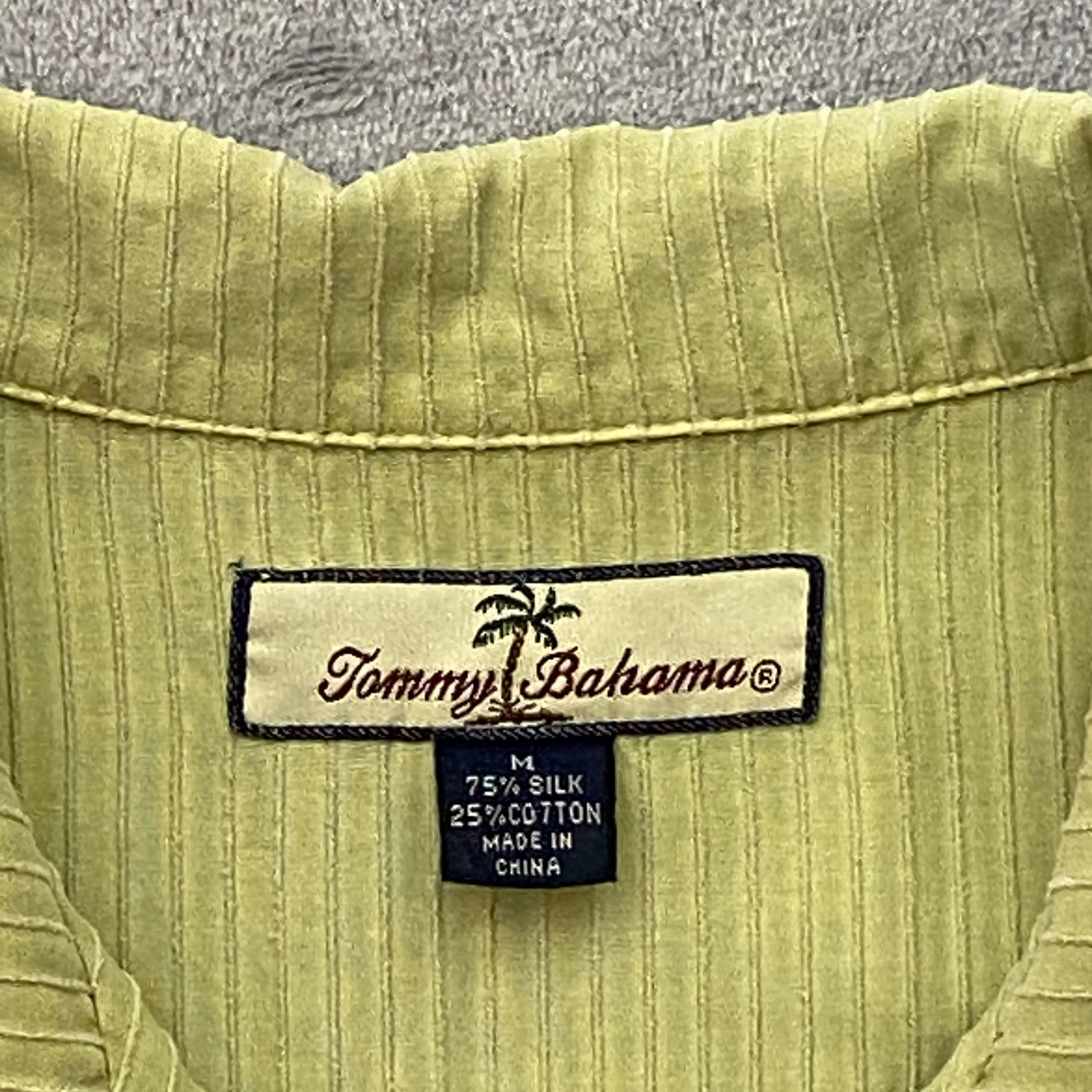 Tommy Bahama Shirts Button Ups Tommy Bahama RELAX Silk Camp Shirt Men Medium Short Sleeve Rib Knit Multi